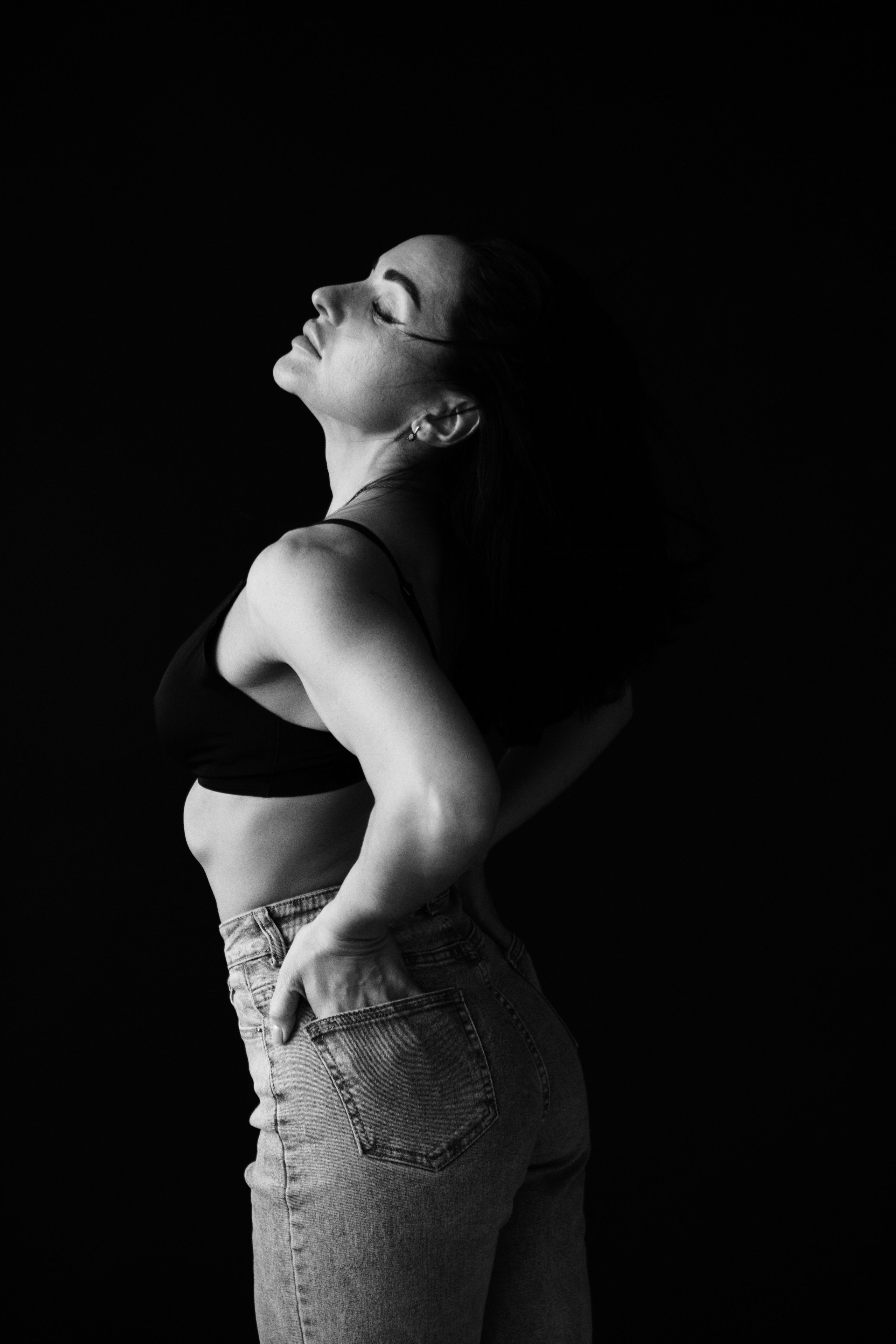 Виктория. Минималистичная фотосессия в студии. Портретный фотограф в Иванове Ольга Гуральник