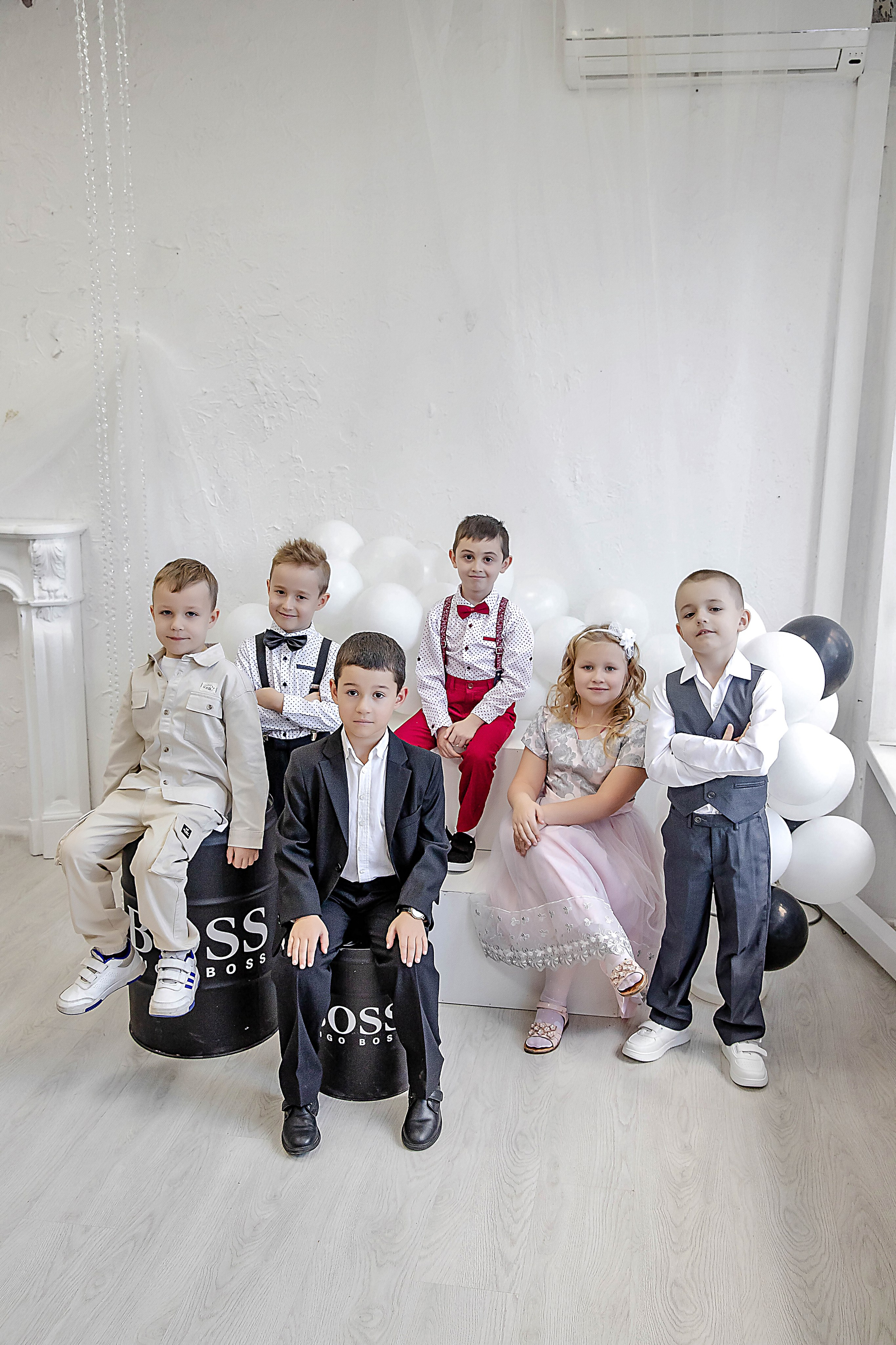 Выпускные (школьные) альбомы (книги) в Ростове-на-Дону. Современные Выпускные Альбомы в Ростове-на-Дону