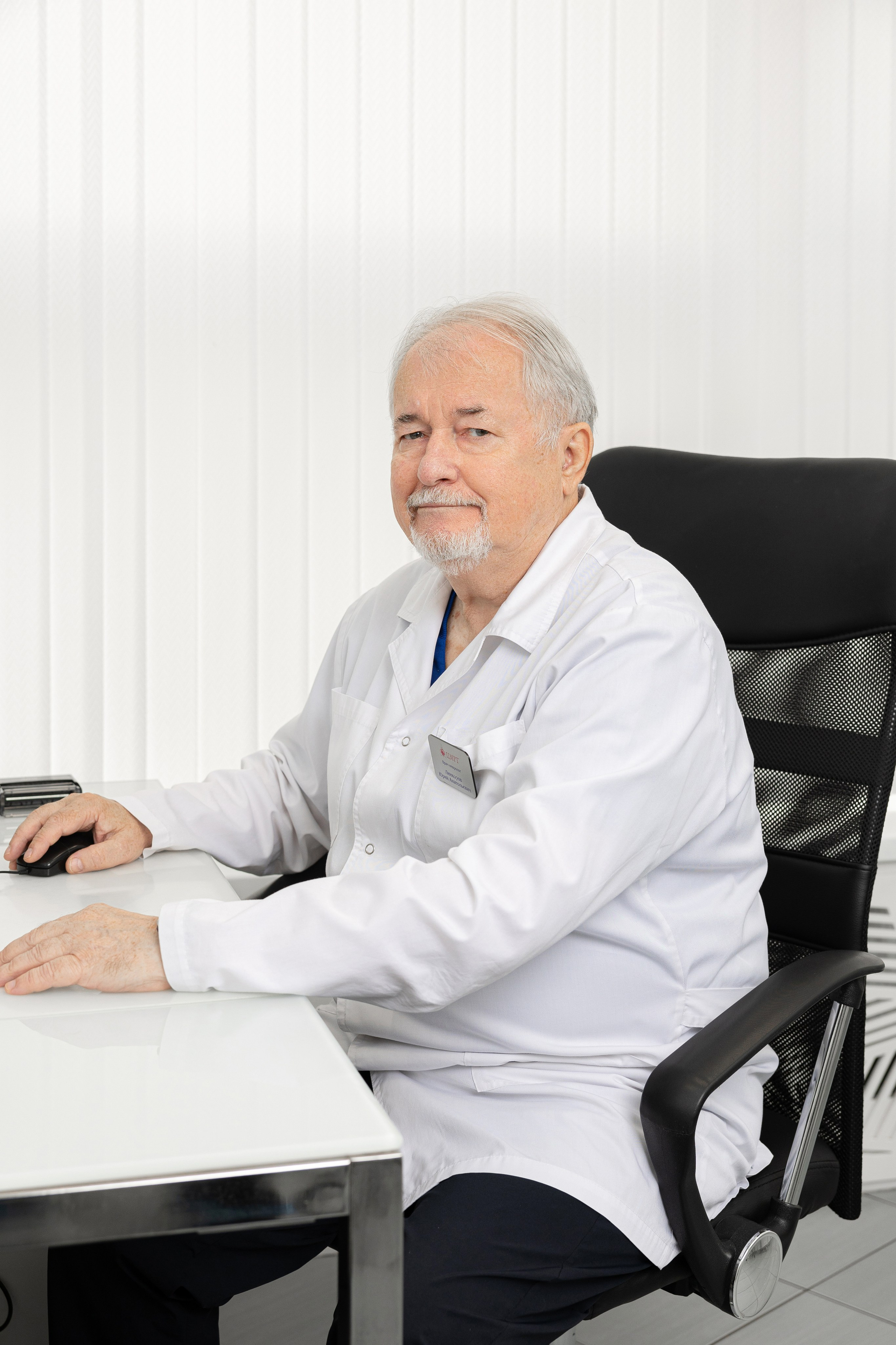 Профессиональный портрет врача клиники ЦМРТ СПб