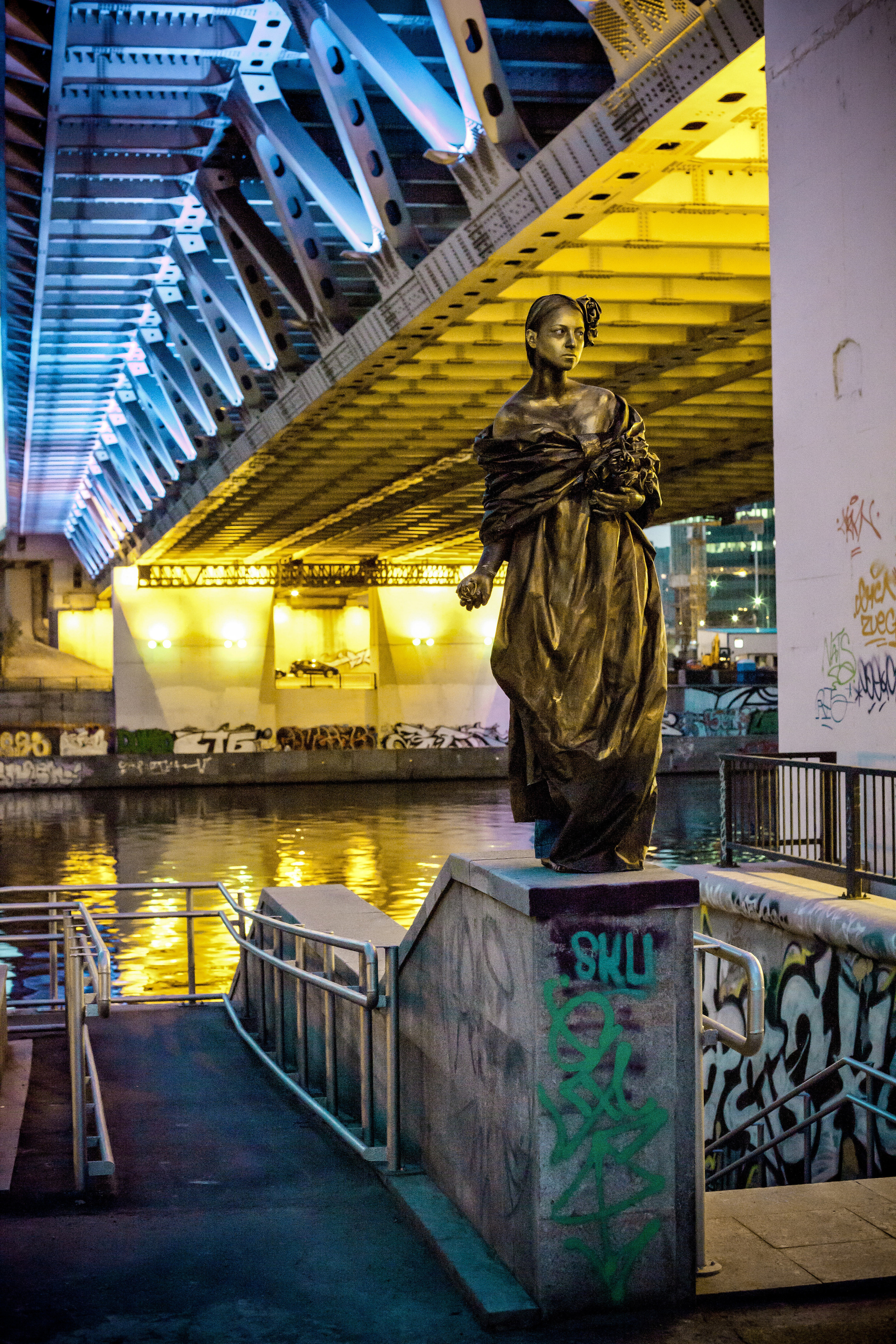 Живые статут. Портретная съемка в Москве, студийный фотограф Игорь Фомин