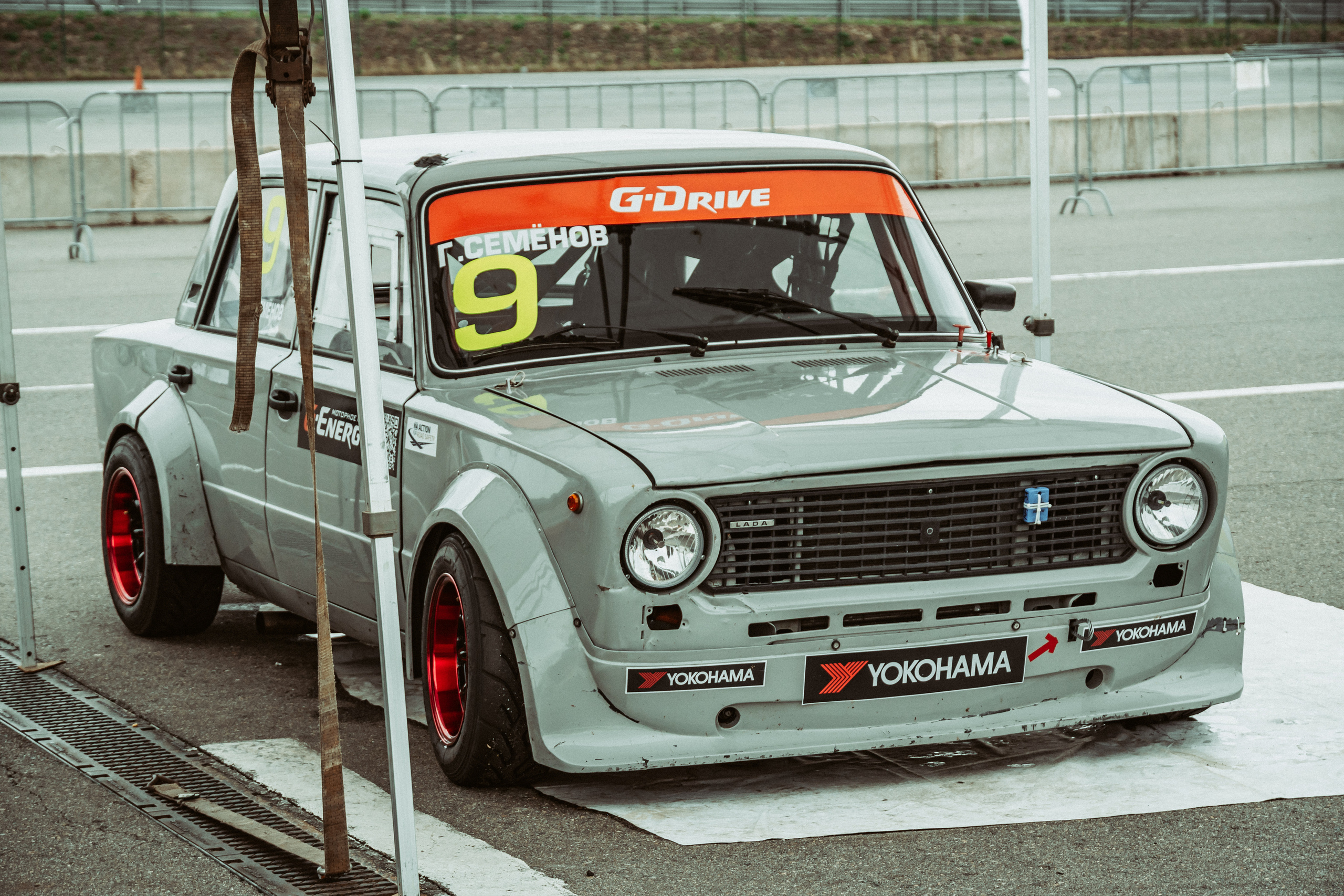 Moscow raceway. Портретная съемка в Москве, студийный фотограф Игорь Фомин