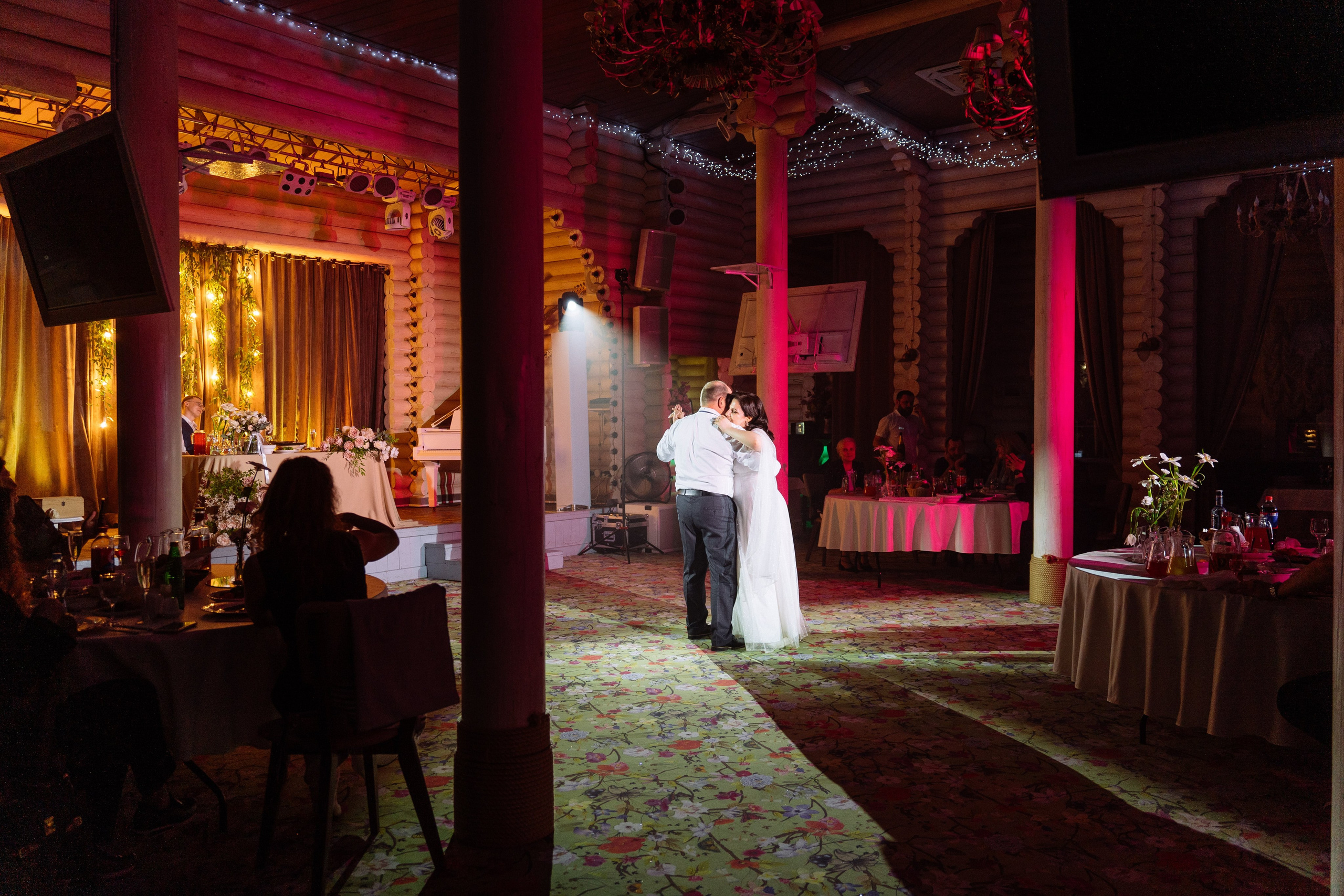 Свадьба Валентина и Дарьи в загородном клубе «Ближняя дача»