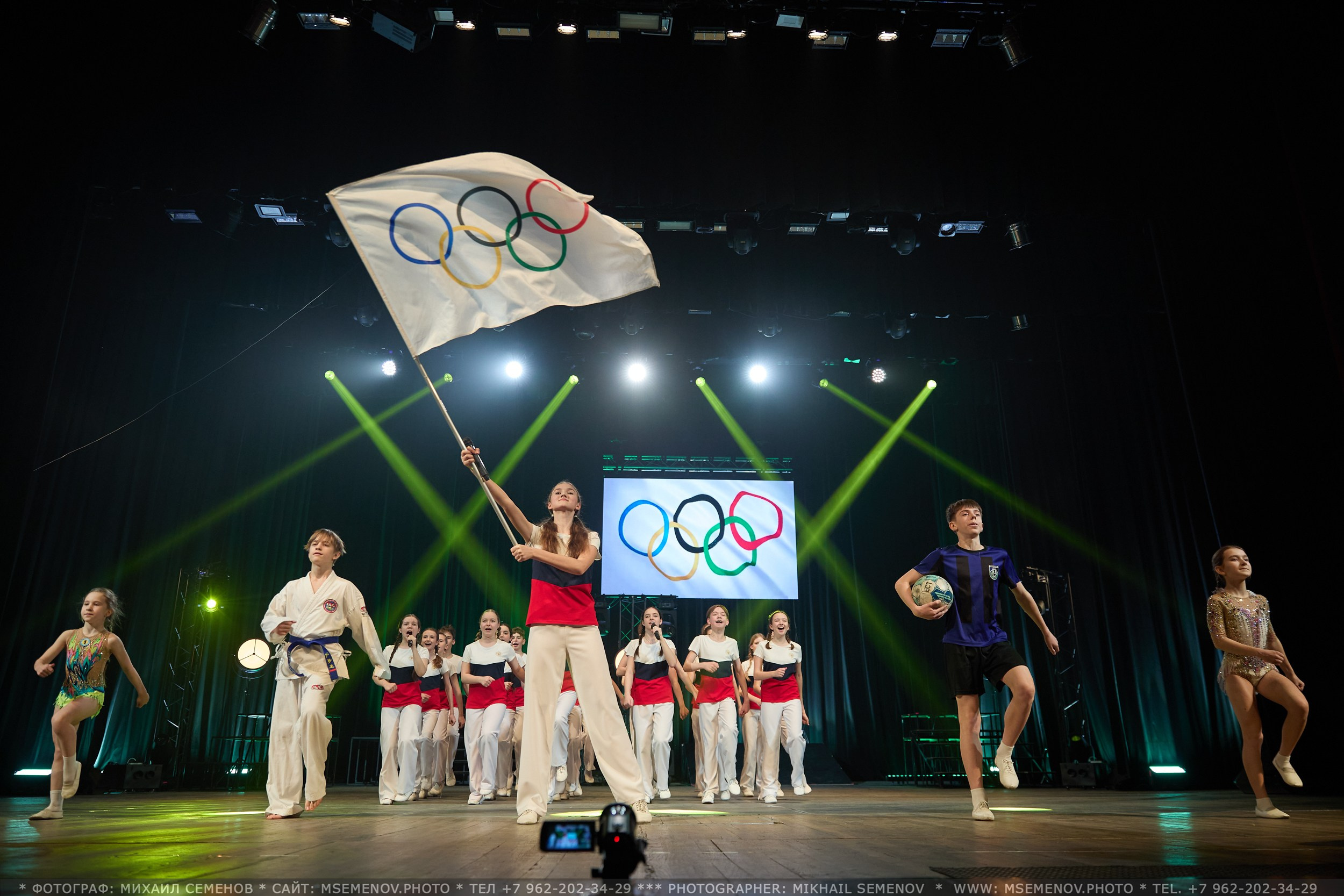 35-летие «Веселая семейка». Фотограф, фотопроекты Михаила Семенова в Ярославле. Фотошкола
