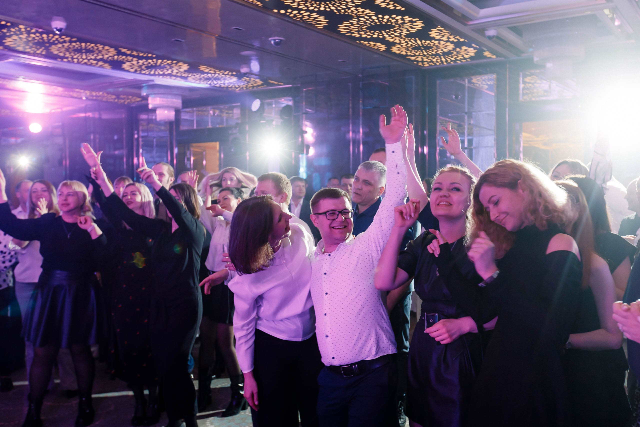 Гала-ужин в казино в Красной Поляне. Репортажный фотограф в Москве, Сочи и Санкт-Петербурге