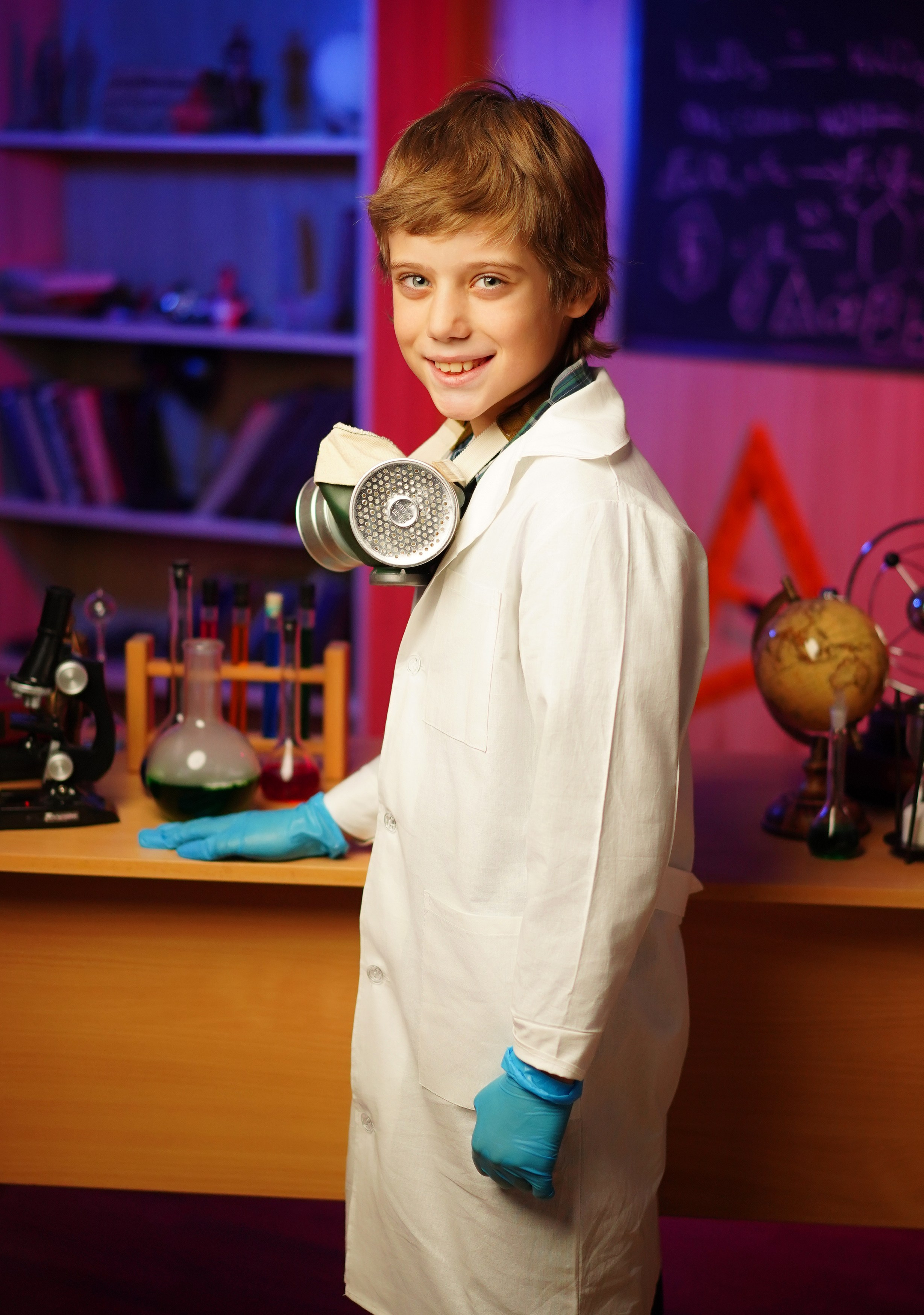 Фотосессия в стиле «Химики». GOTRA — выпускные альбомы в Тюмени