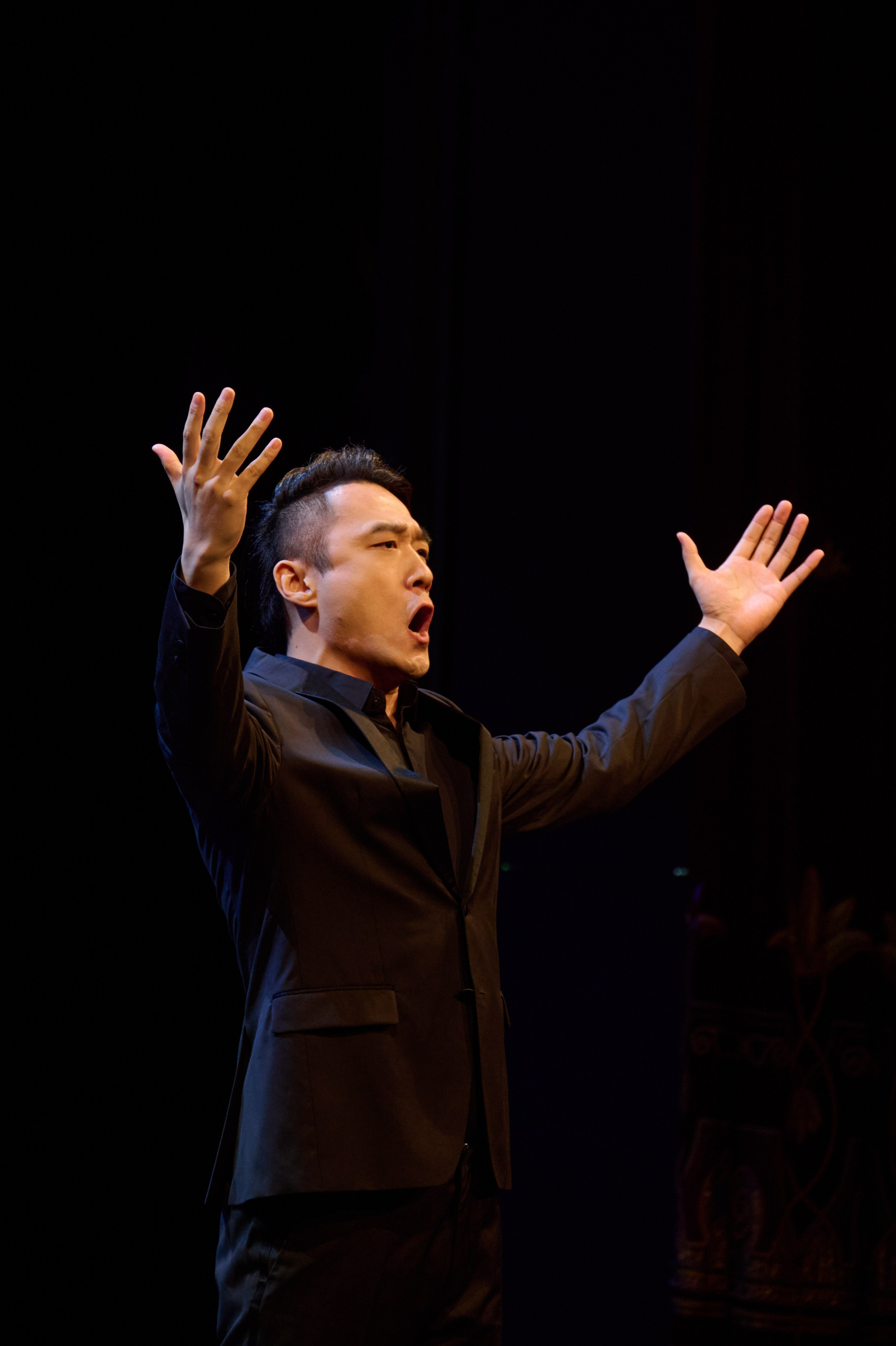 Мой опыт съёмки концерта в театре — репортажный фотограф Данила Золкин