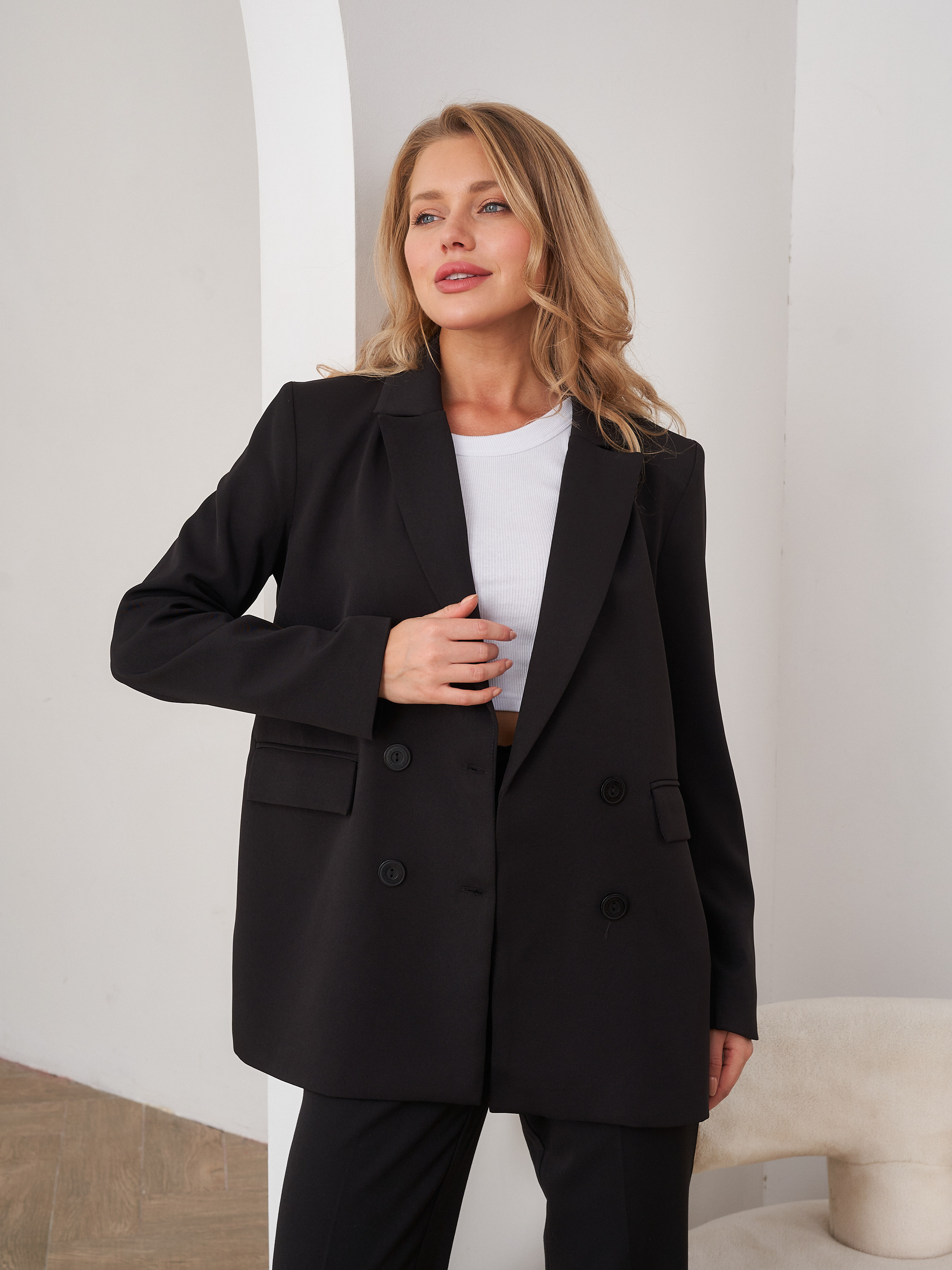 ПРИМЕРЫ РАБОТ: костюмы, жакеты. Контент для маркетплейсов и соцсетей. Фото и видео съемка