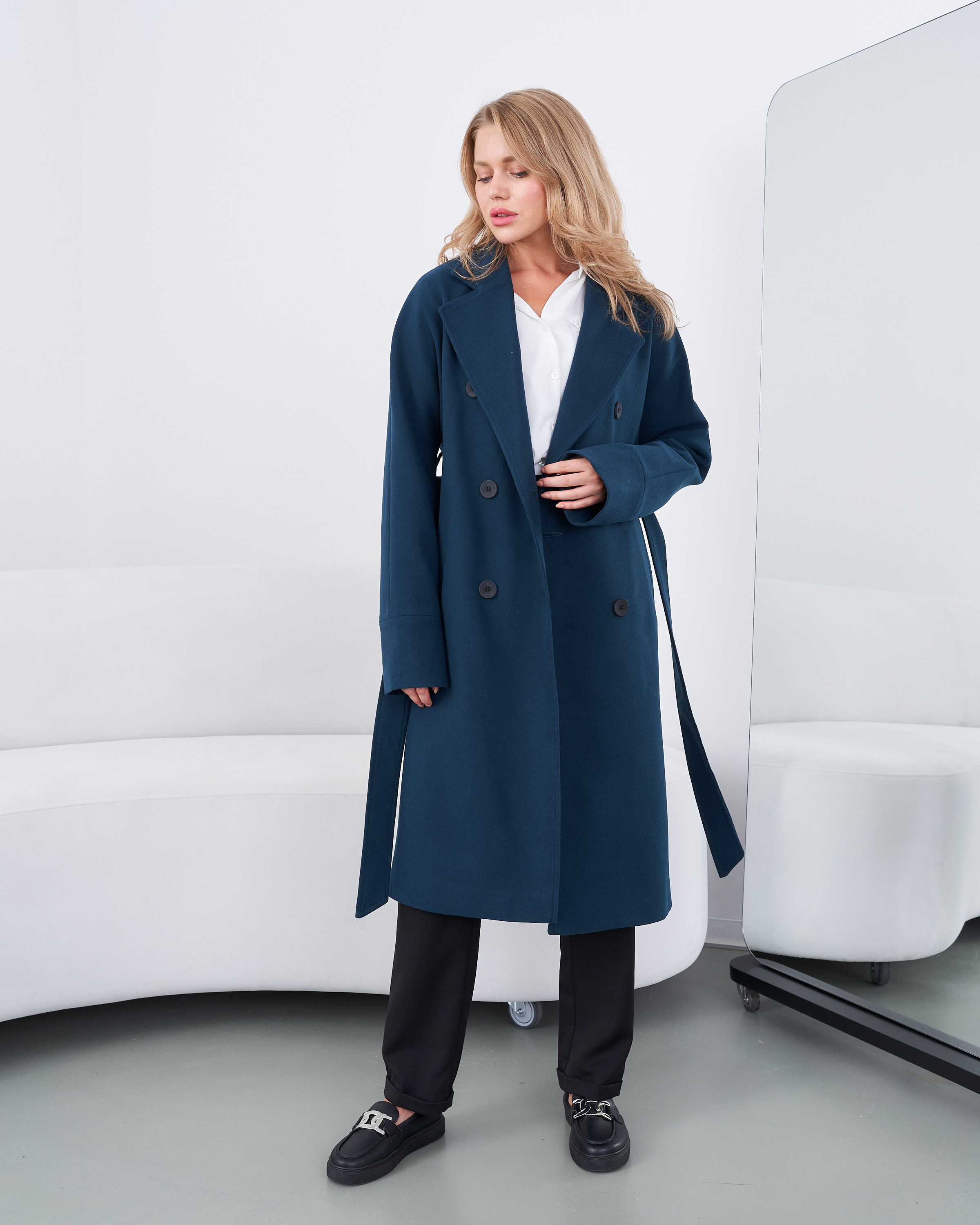 ПРИМЕРЫ РАБОТ: верхняя одежда. Контент для маркетплейсов и соцсетей. Фото и видео съемка