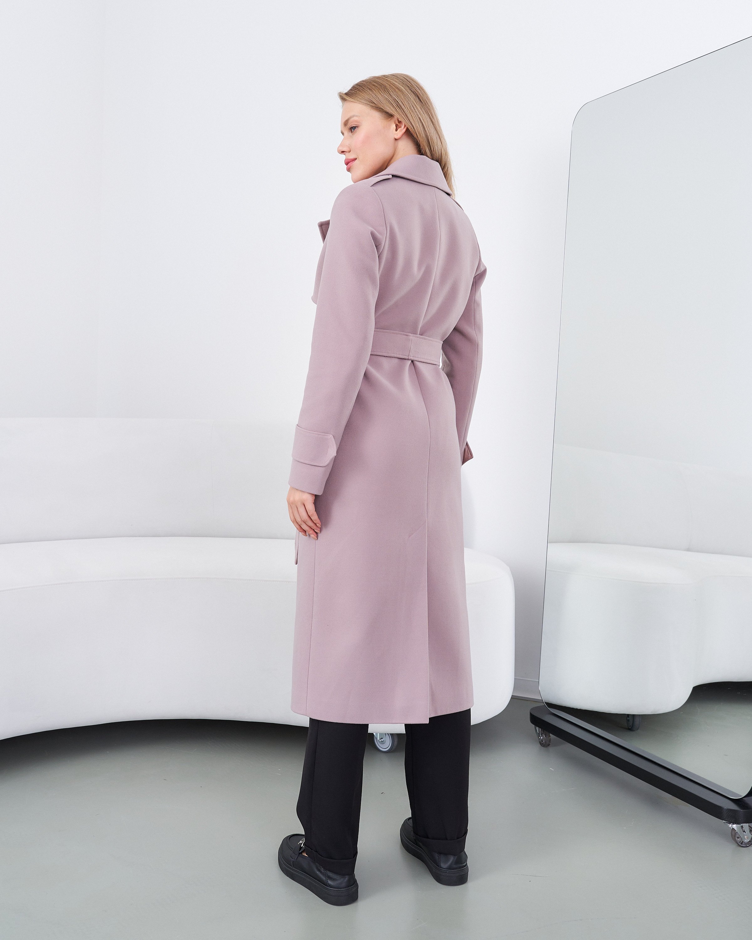 ПРИМЕРЫ РАБОТ: верхняя одежда. Контент для маркетплейсов и соцсетей. Фото и видео съемка