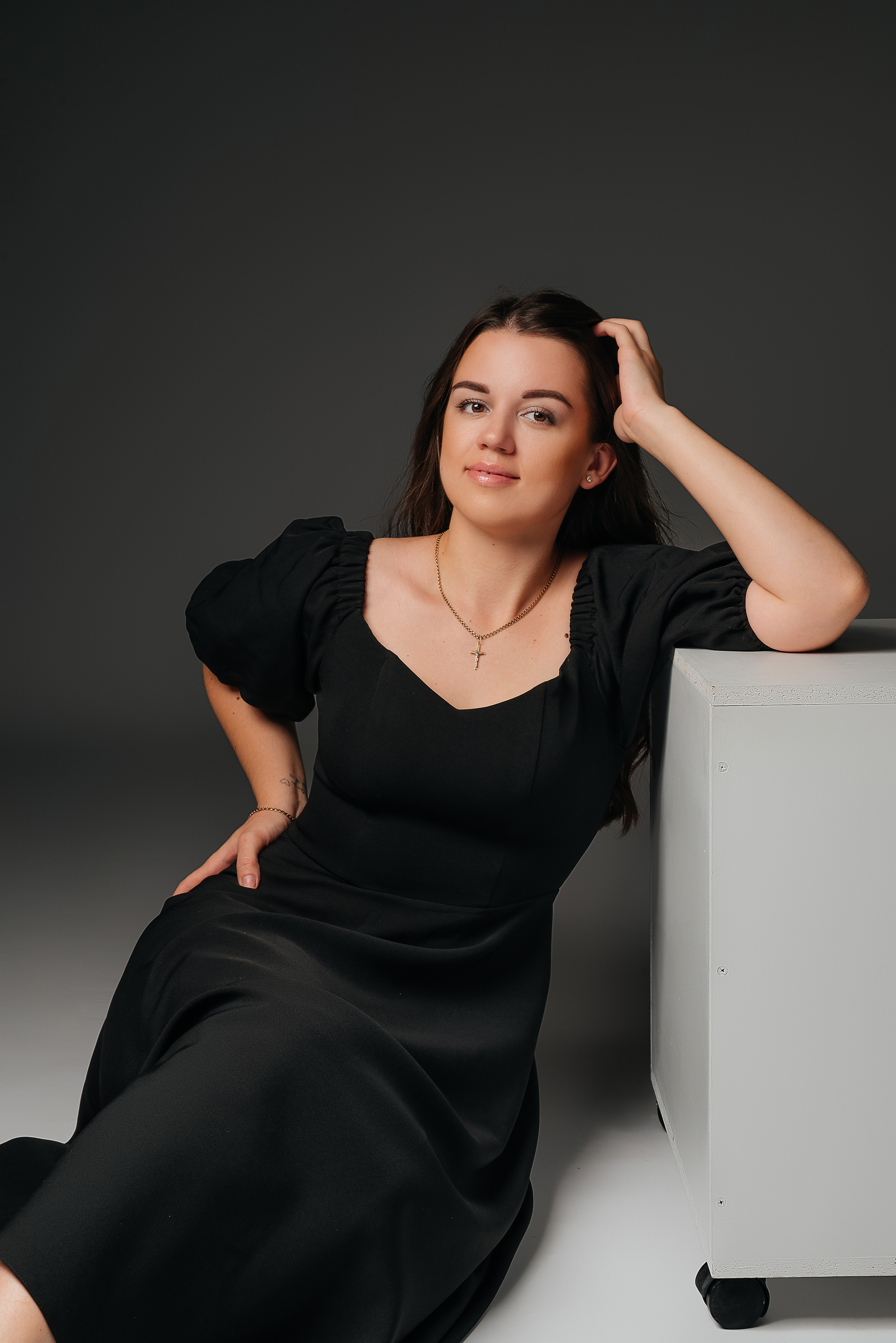 Студийная фотосессия в стиле VOGUE. Свадебный, семейный и школьный фотограф в Бийске Ксения Мамаева