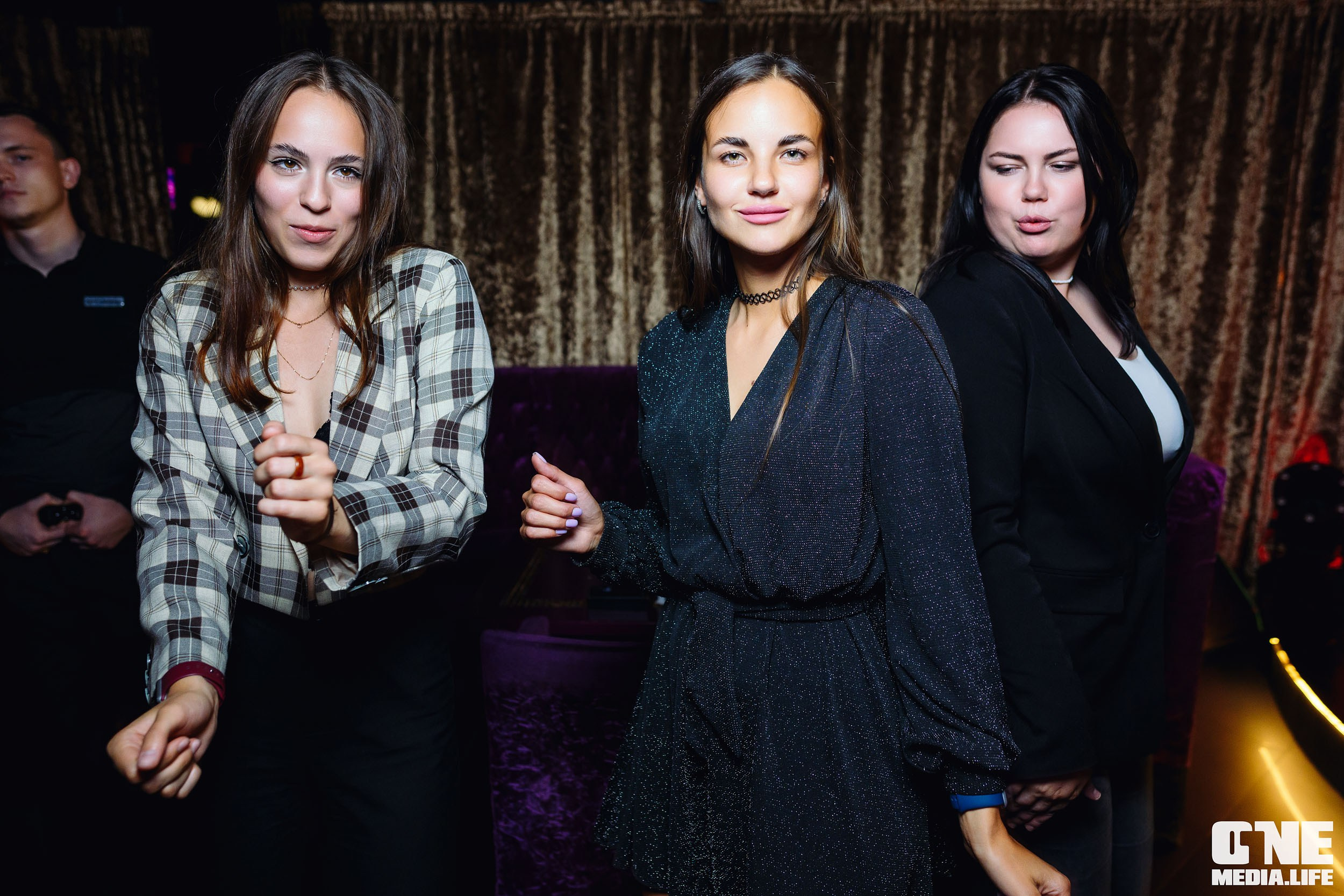 Фоторепортаж из караоке-клуба Эйфория. One Media Life: фоторепортажи, фотоотчеты с мероприятий и заведений