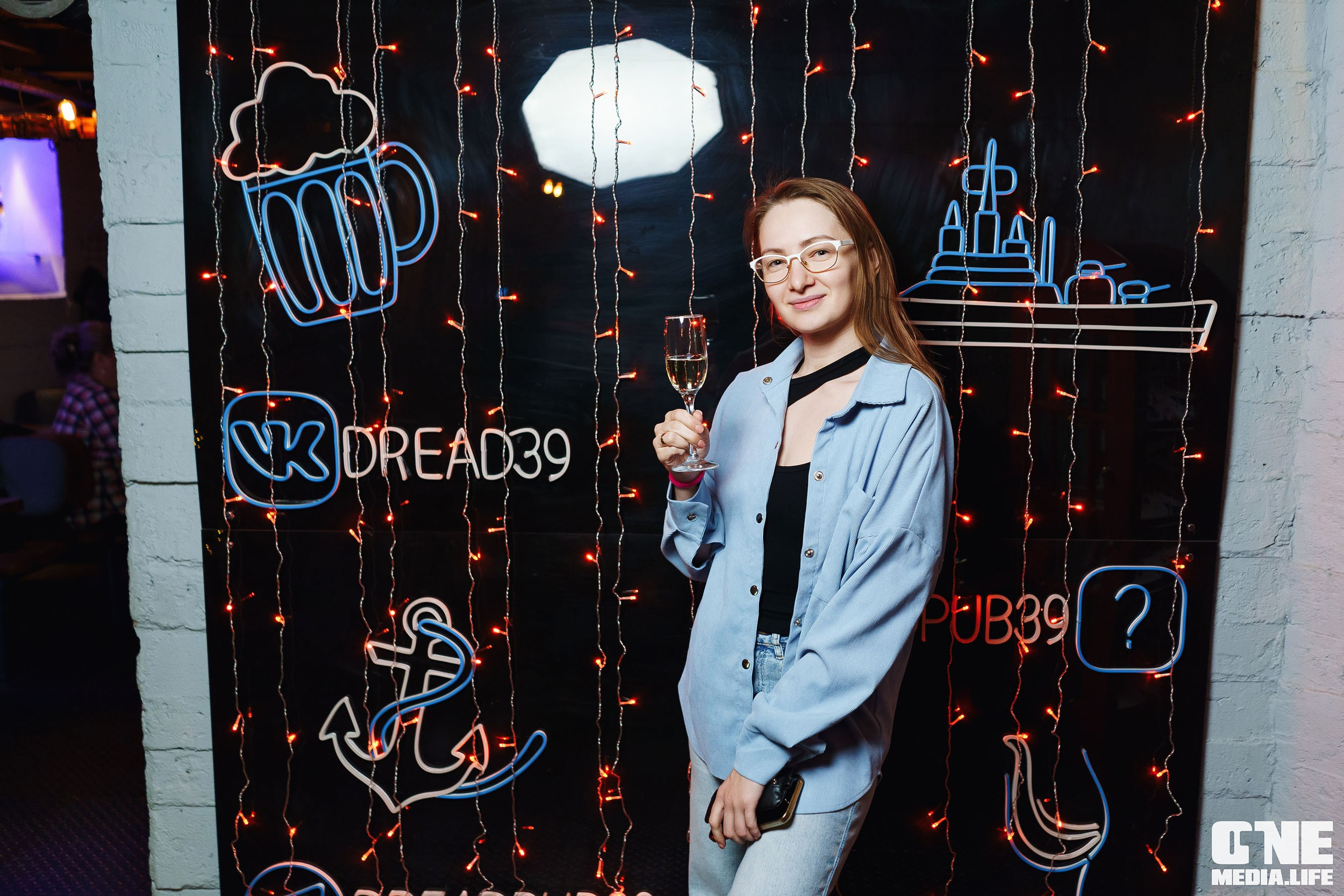 Фоторепортаж из бара Dreadnought. One Media Life: фоторепортажи, фотоотчеты с мероприятий и заведений