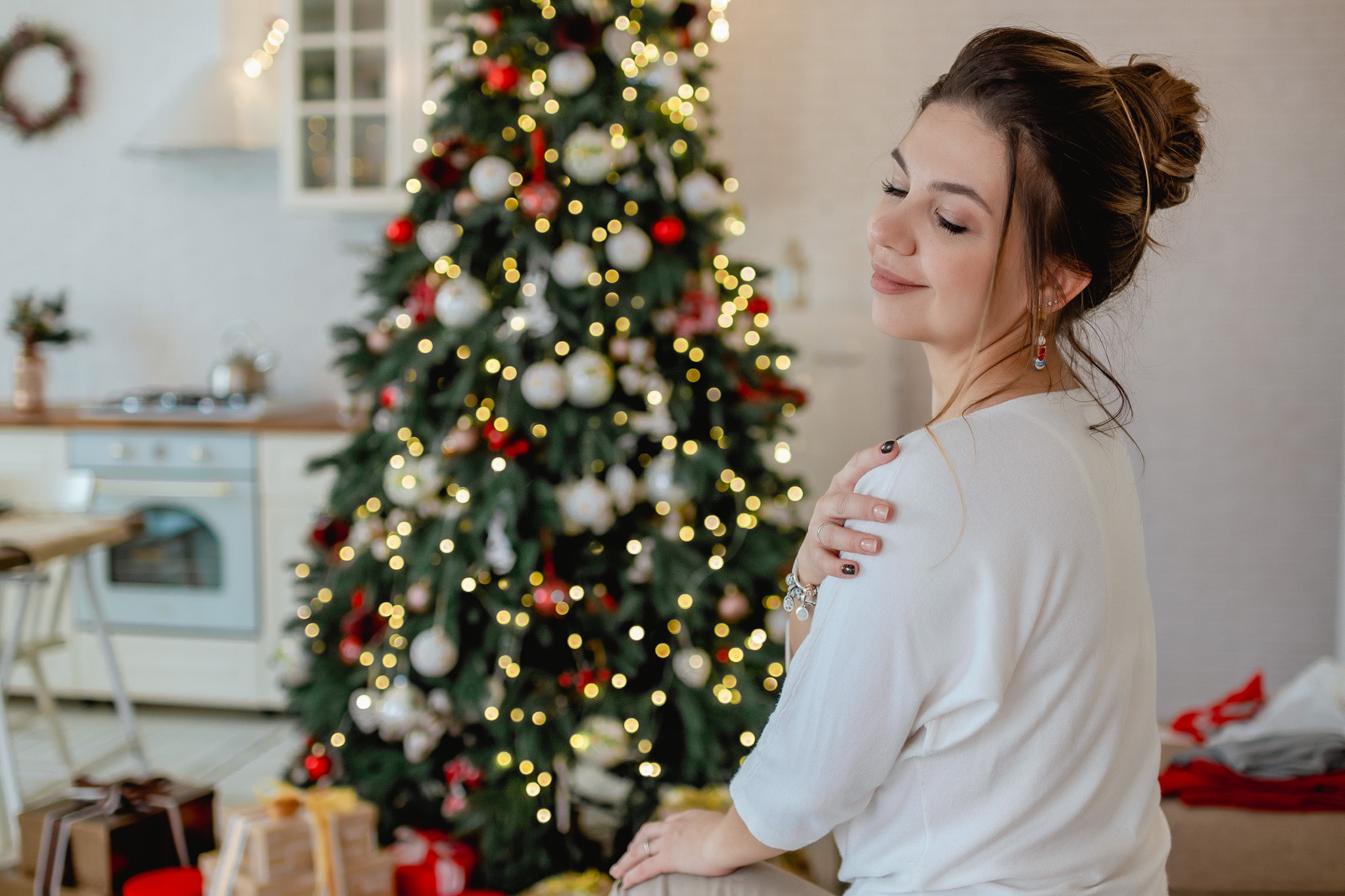 Елена, Демид, Денис. Новогодняя семейная фотосессия в фотостудии. Юлия Басня семейный и свадебный фотограф в Донецке