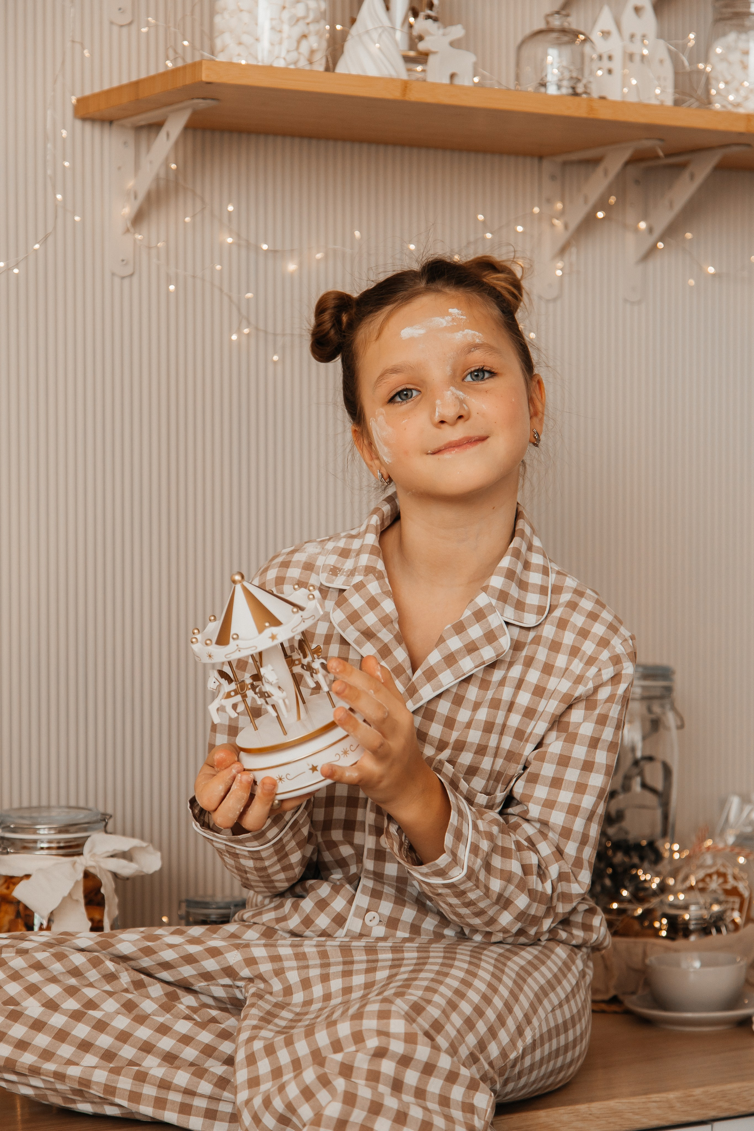 Семейная студийная съемка. Семейный фотограф в Сочи, Лоо, Дагомысе, Вардане Кучумова Олеся