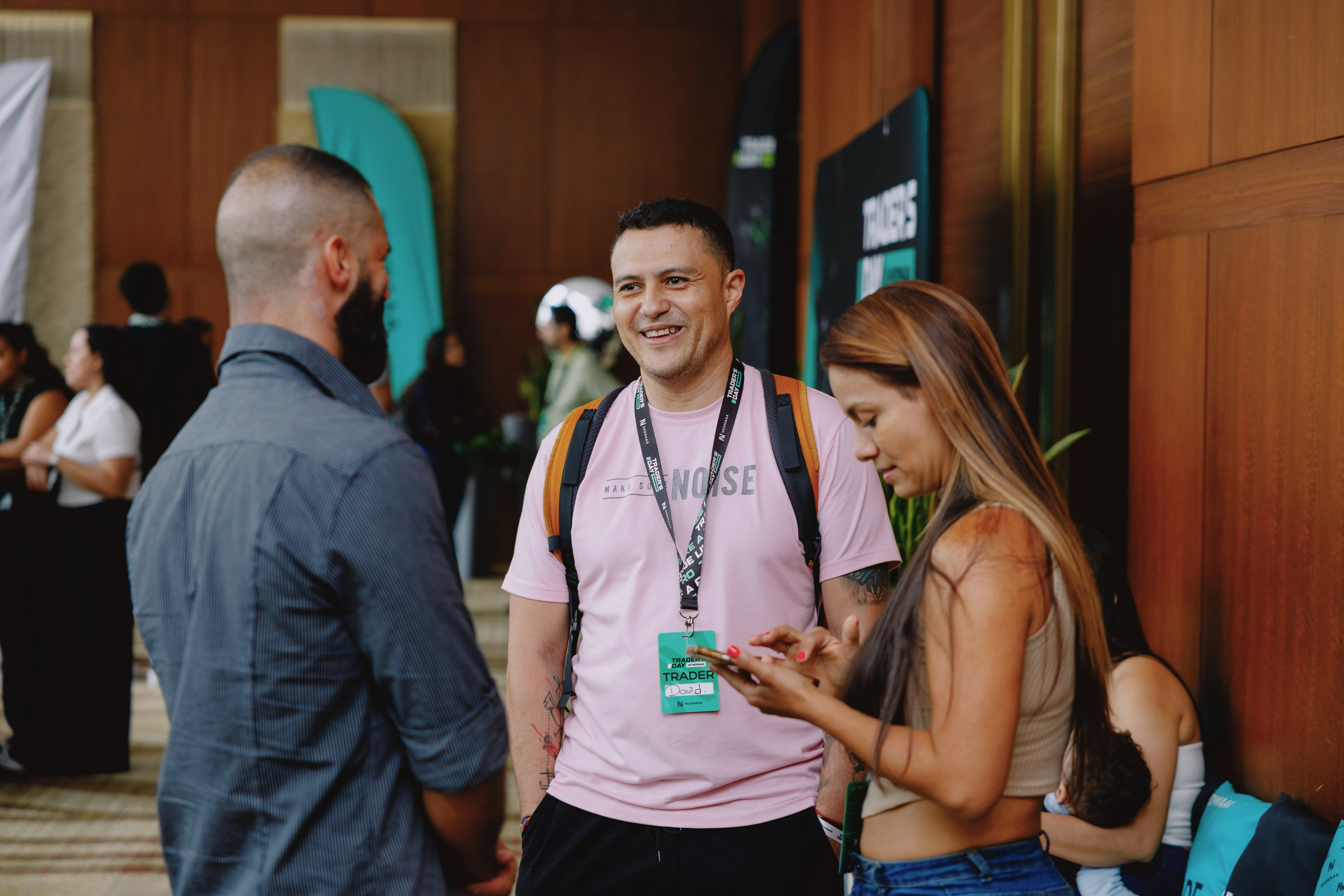 TRADERS DAY By NeomAAA Medellin. NeomAAA Funds Gallery