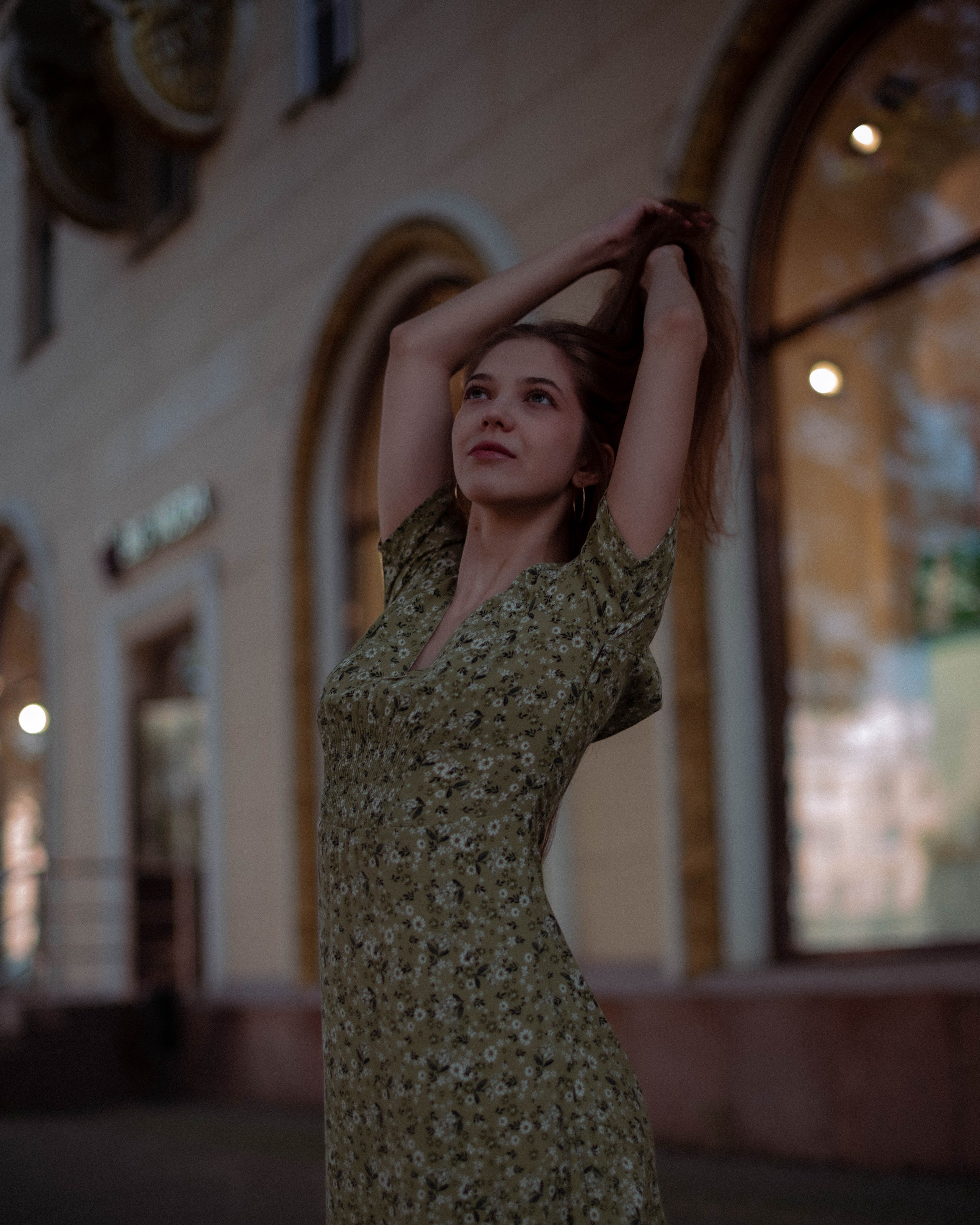 Ася. Женский фотограф. Создатель украшений ручной работы. Модель
