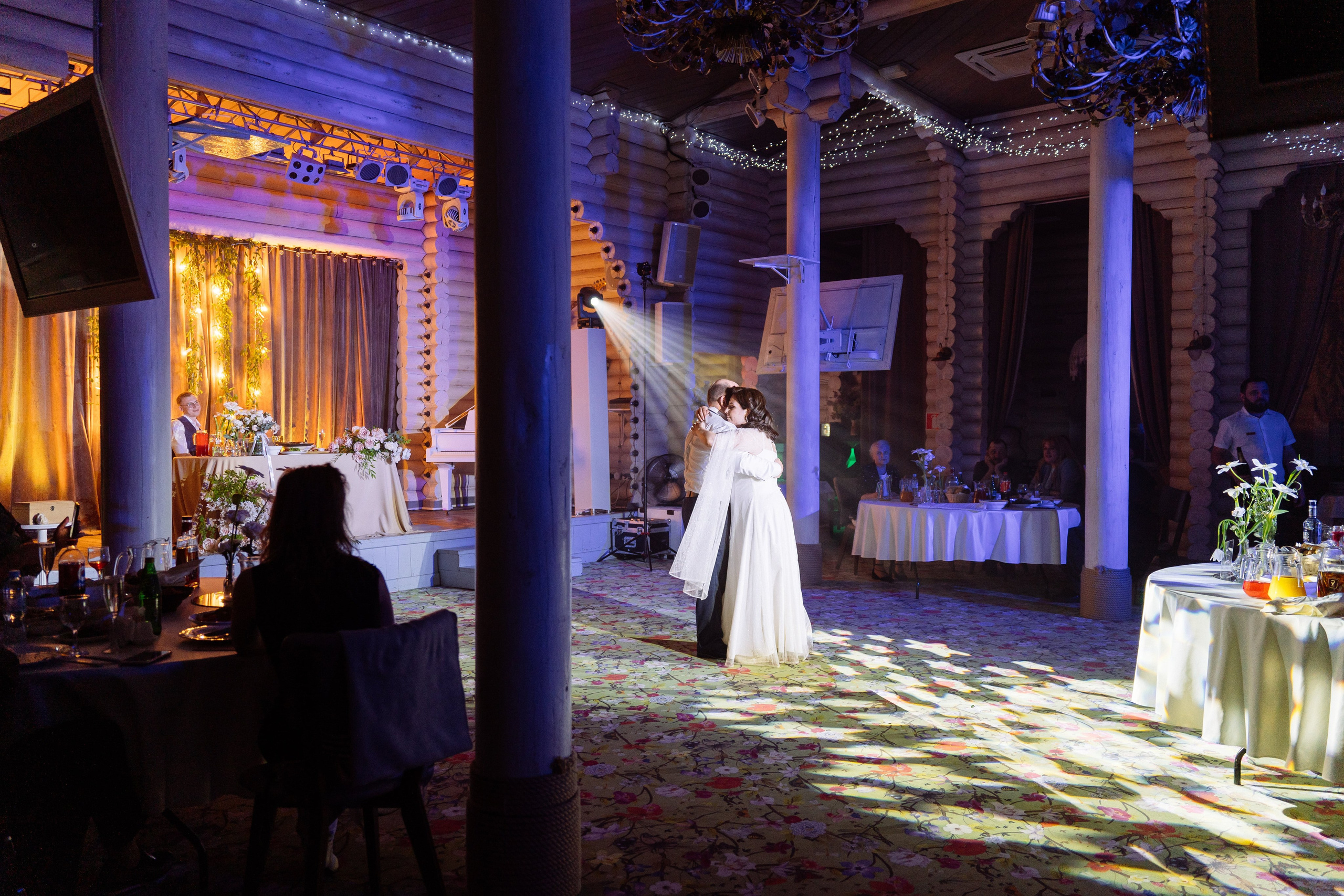 Свадьба Валентина и Дарьи в загородном клубе «Ближняя дача»