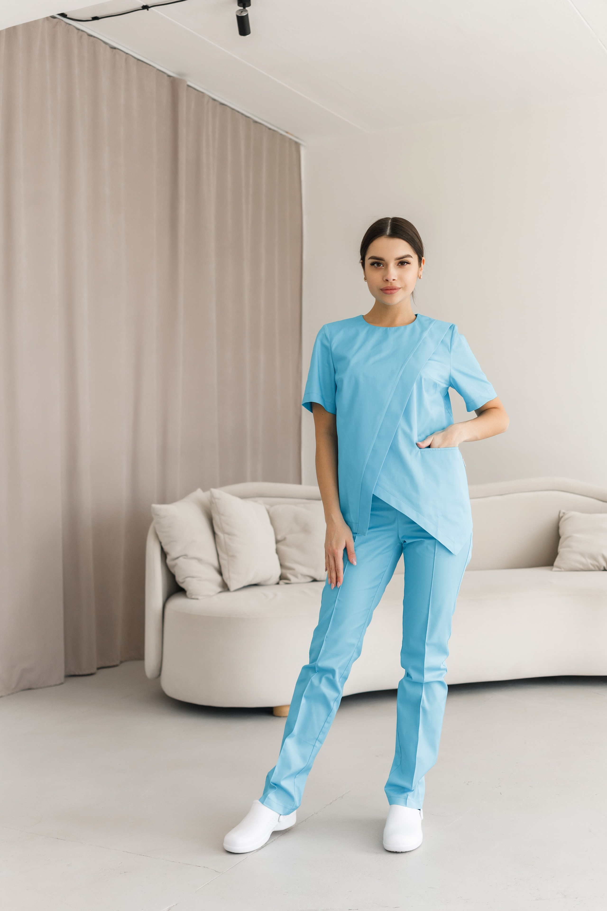 Каталожная съёмка для бренда медицинской одежды. КОНТЕНТ ФОТОГРАФ