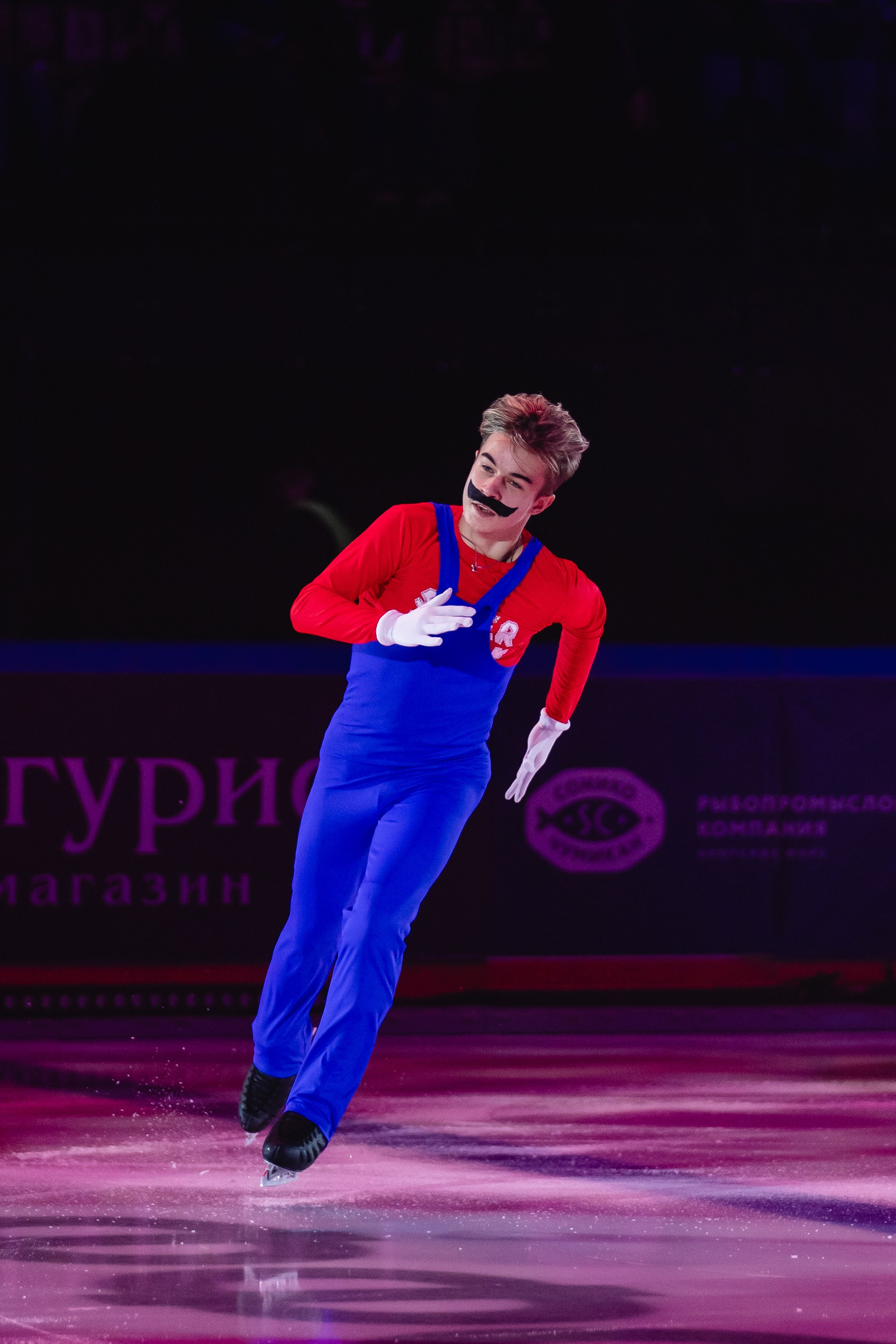 Шоу «Чемпионы на льду» в Новосибирске. Воробьева Ксения — Спортивный и танцевальный фотограф Новосибирск