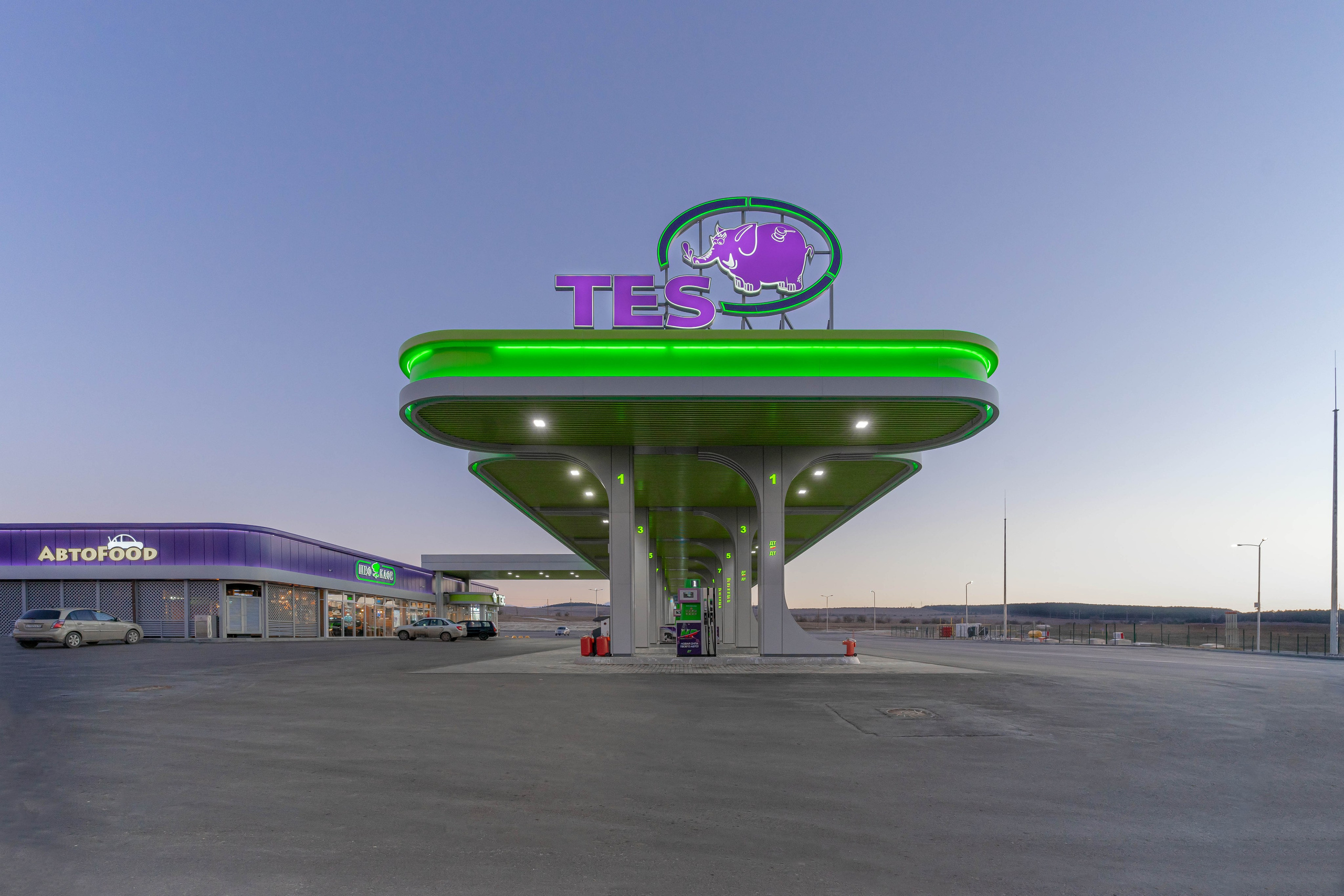 Фотосъемка автомобильной заправочной станции ( АЗС ) ТЭС в Крыму