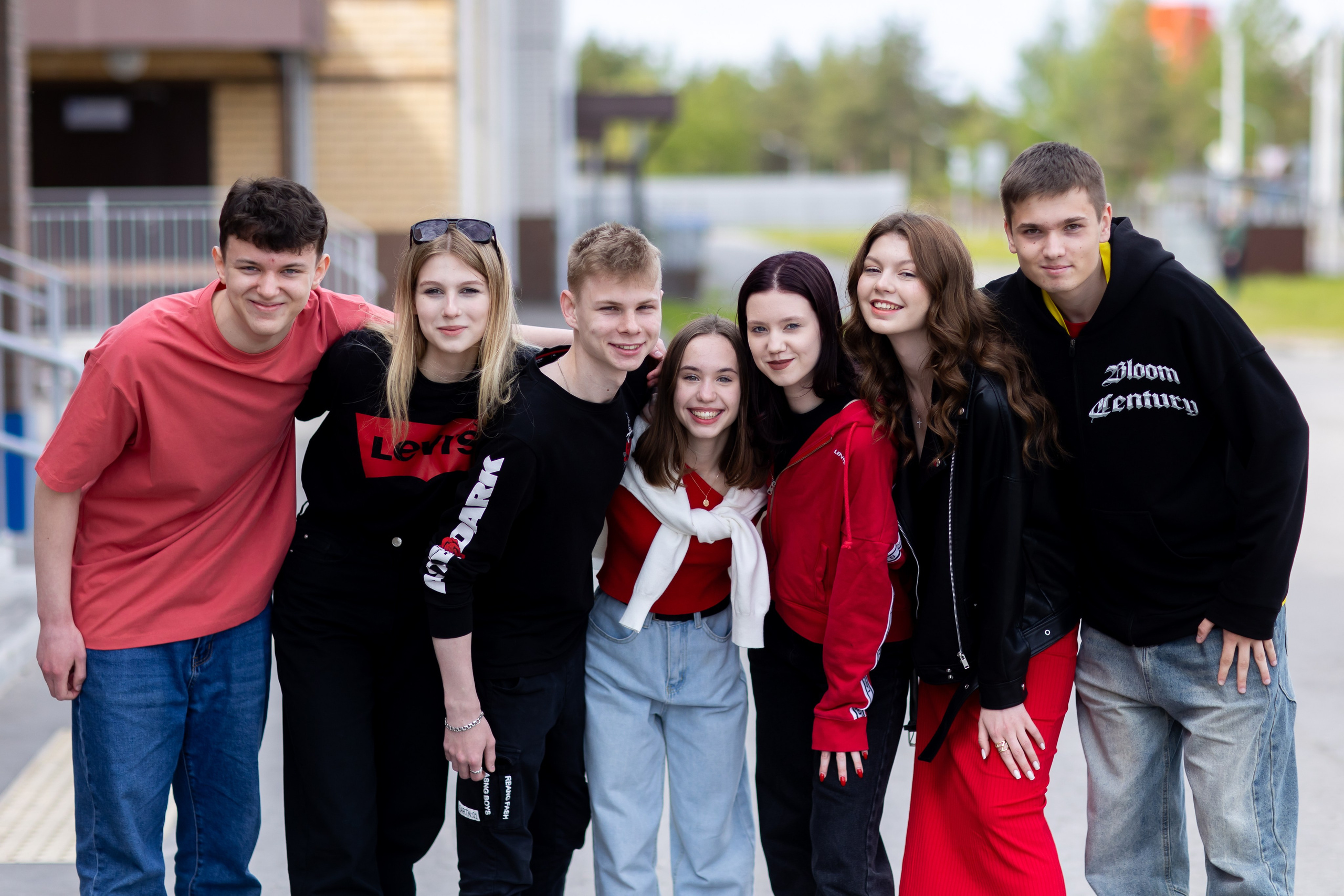 9 и 11 классы (КНИГИ) 3600р. Фотограф Алёна Финашова