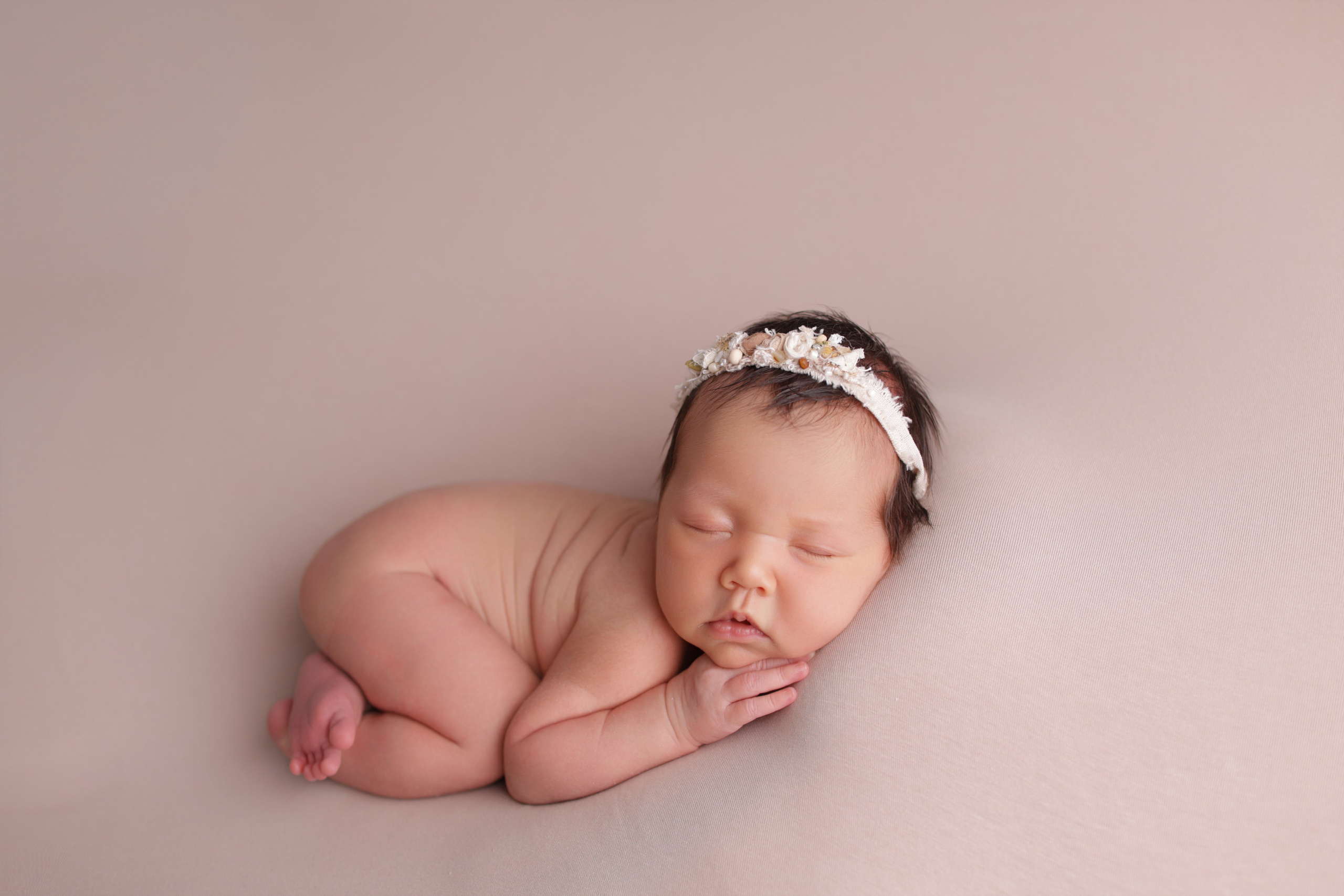 Новорожденные. Нина Зеленева фотограф новорожденных