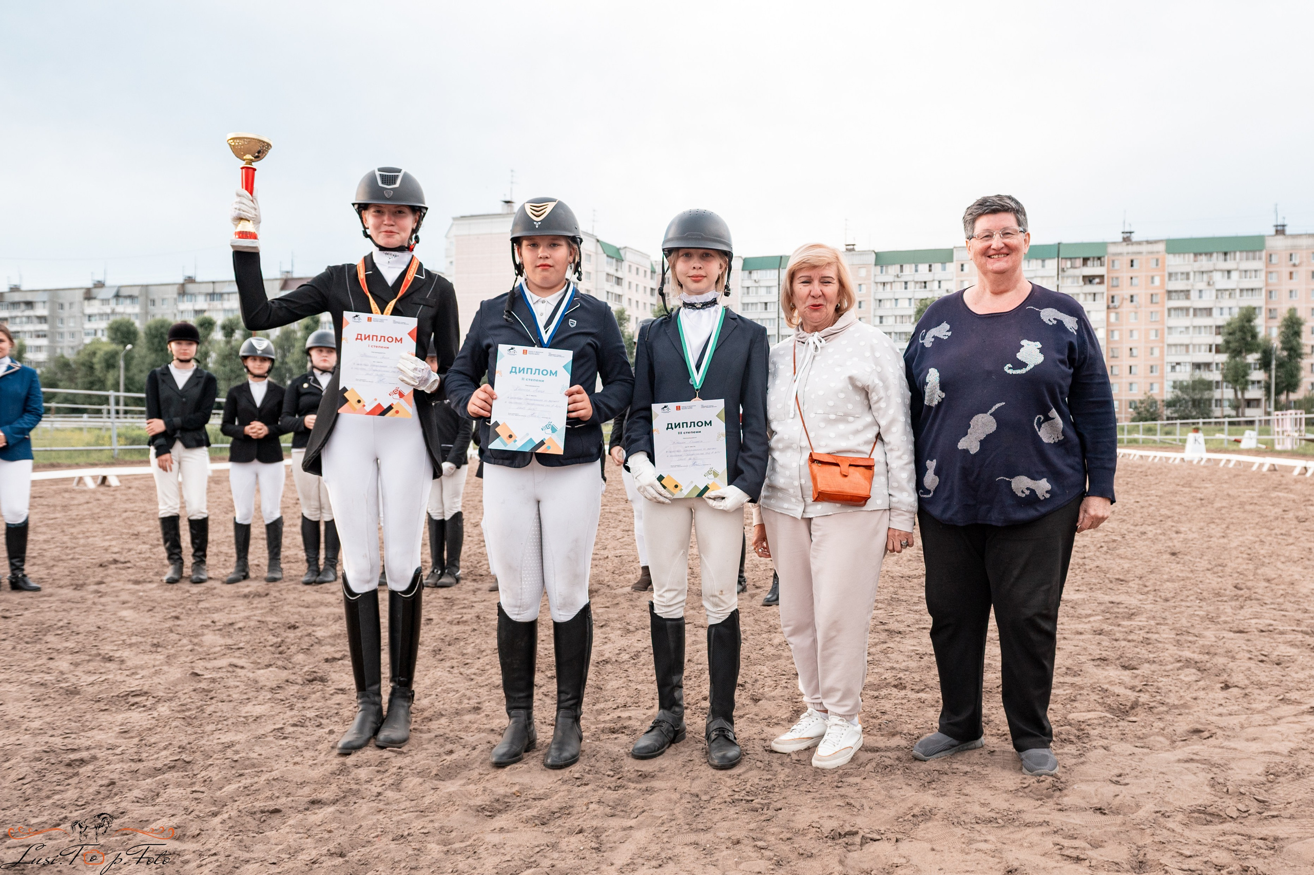 Областные соревнования по выездке. Тверь. Конный и фотограф с животными в Твери Топталова Люся