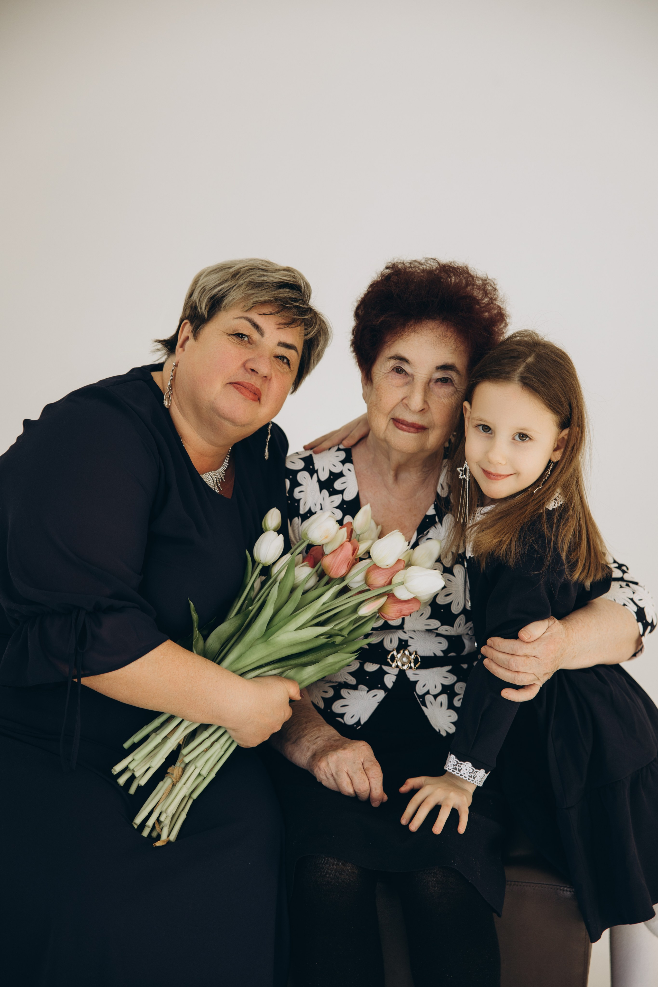 4 поколения. Свадебный, семейный фотограф в Иркутске Светлана Макаричева