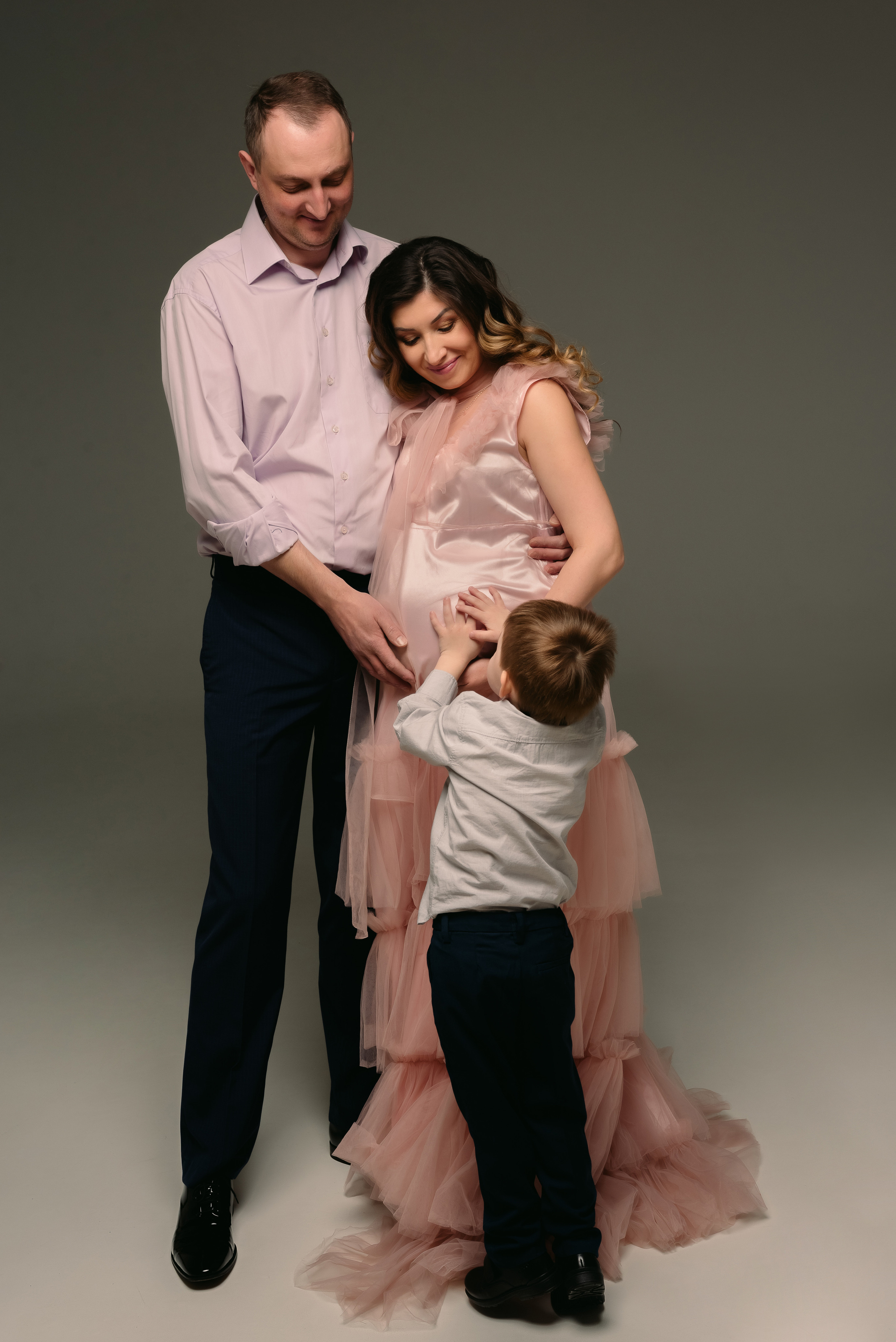 Семейная фотосессия в студии. Фотограф Юлия Кондратьева