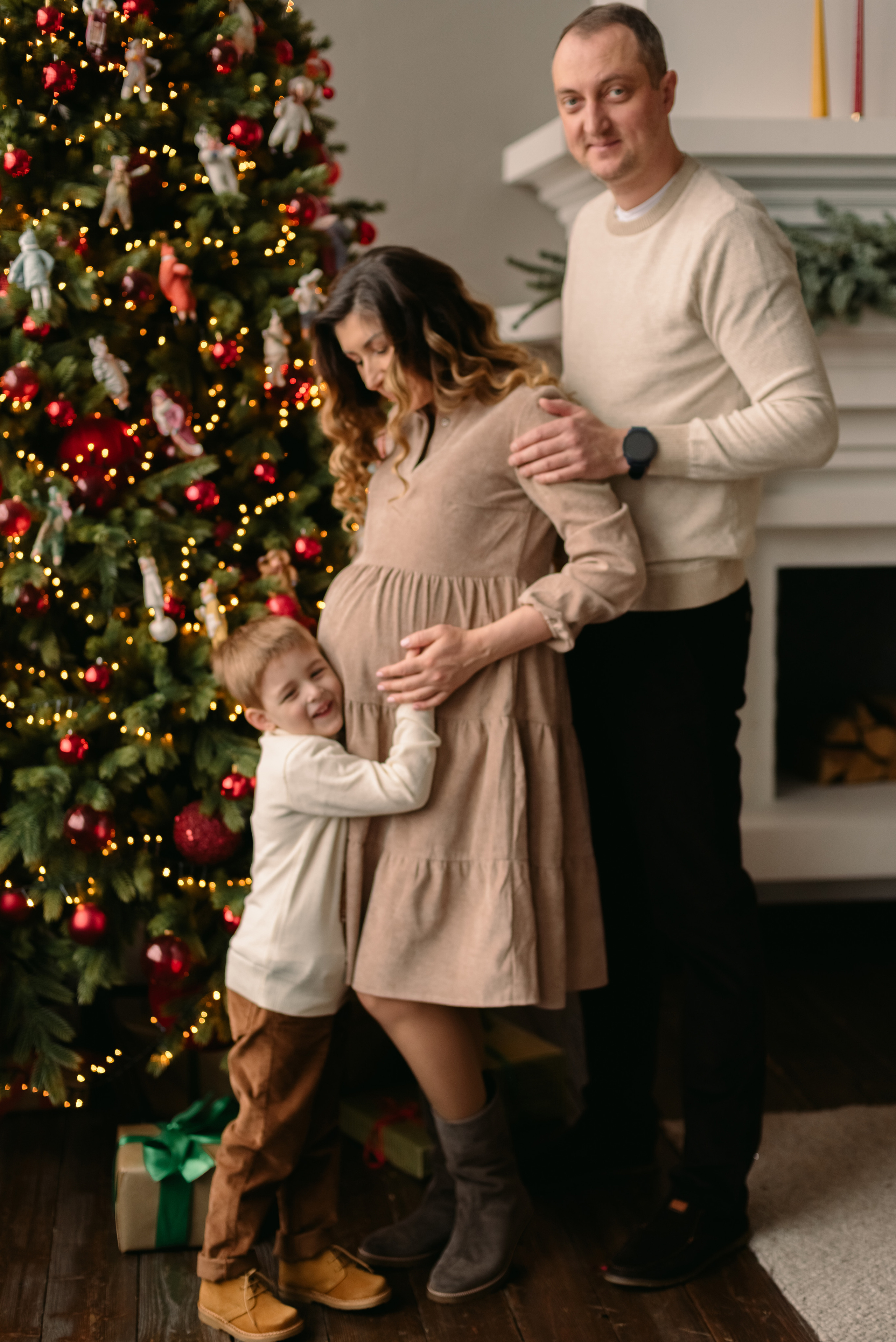 Семейная фотосессия в студии. Фотограф Юлия Кондратьева