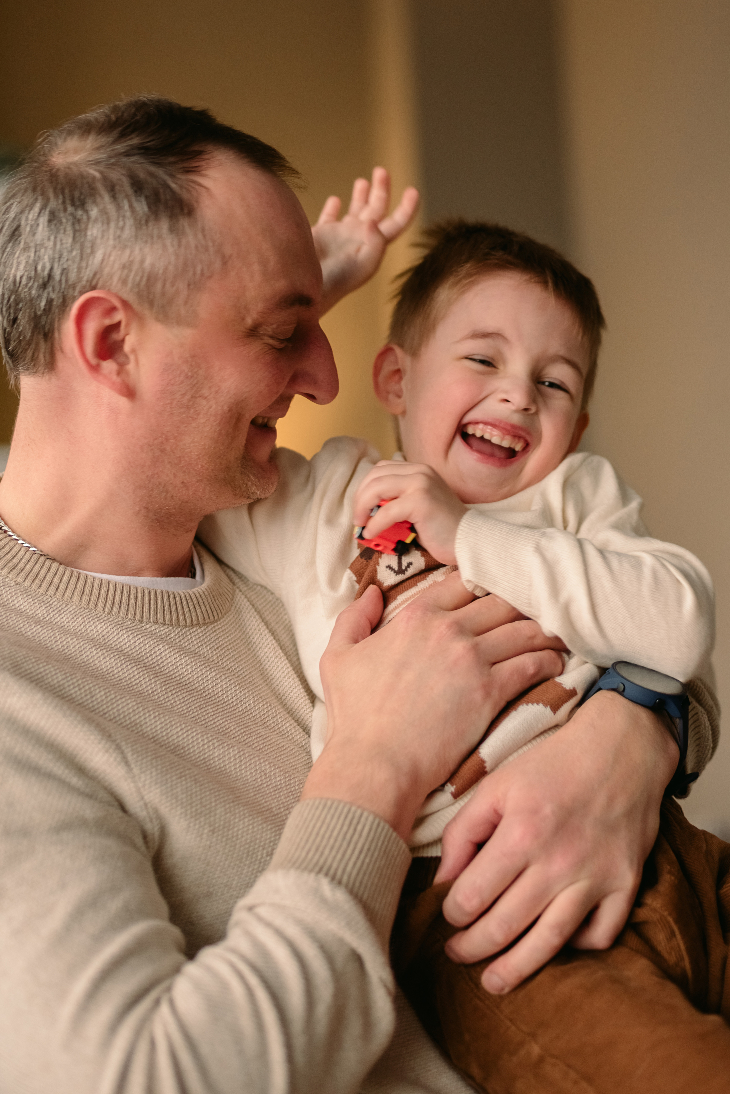 Семейная фотосессия в студии. Фотограф Юлия Кондратьева