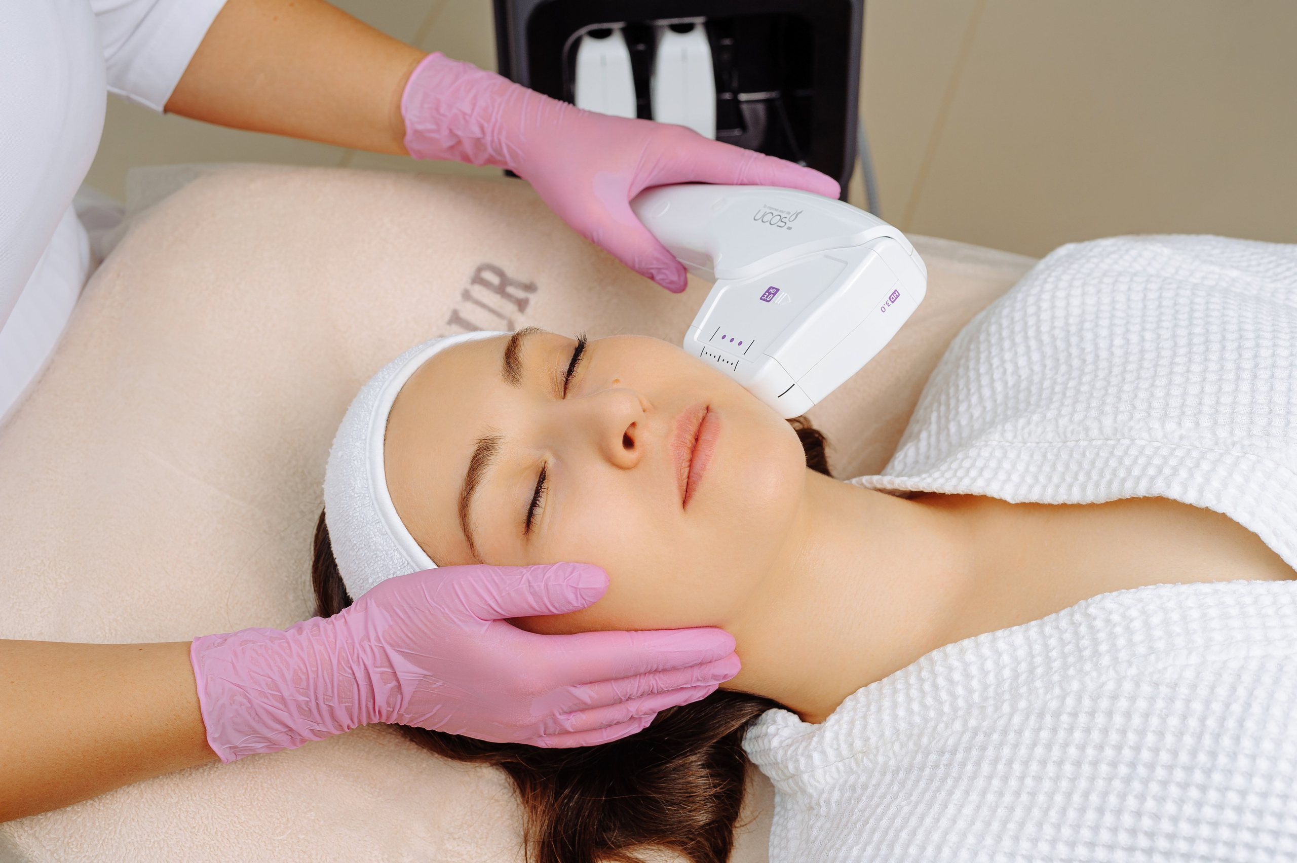 Косметологическая клиника «Луи де Флер». Фотограф в Екатеринбурге Артём Зайнетдинов