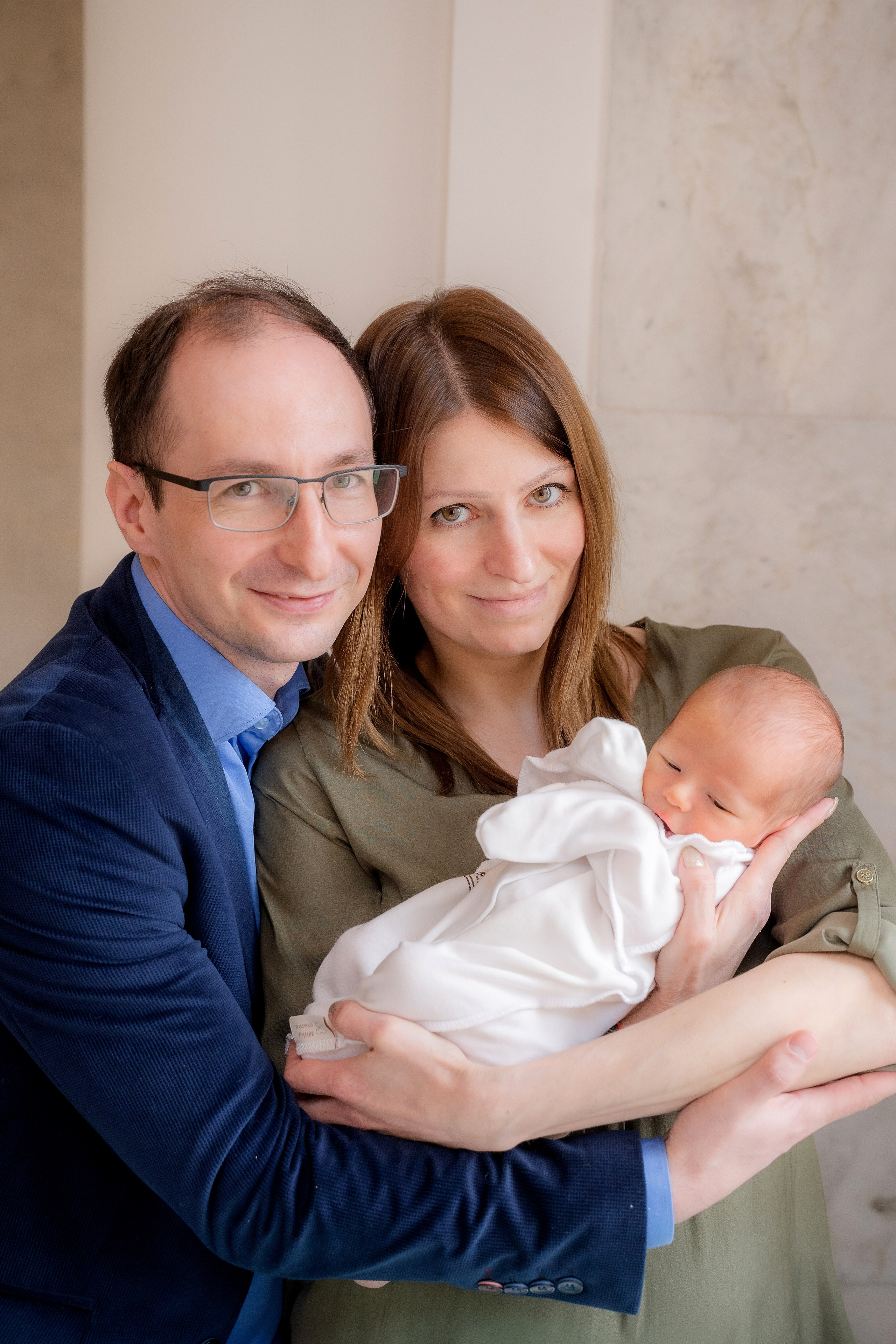 Фотограф на выписку в Москве