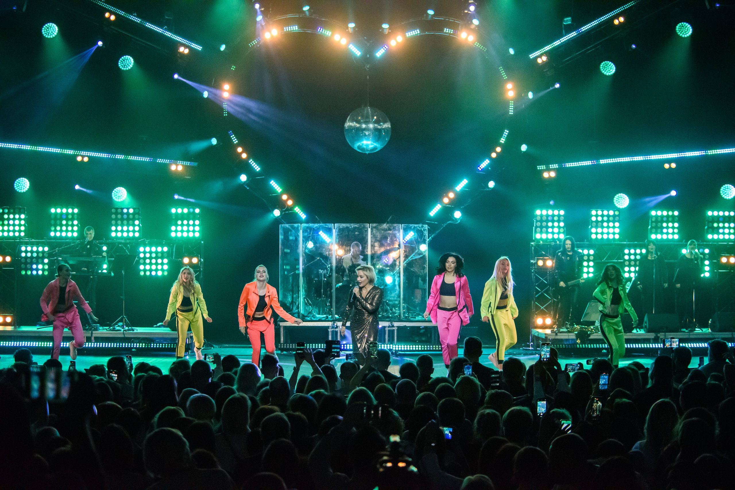 Юбилейный концерт Татьяны Булановой — Крокус Сити Холл — «Имена на все времена». Бренд-фотограф для экспертов и блогеров в Москве Влада Горбовская