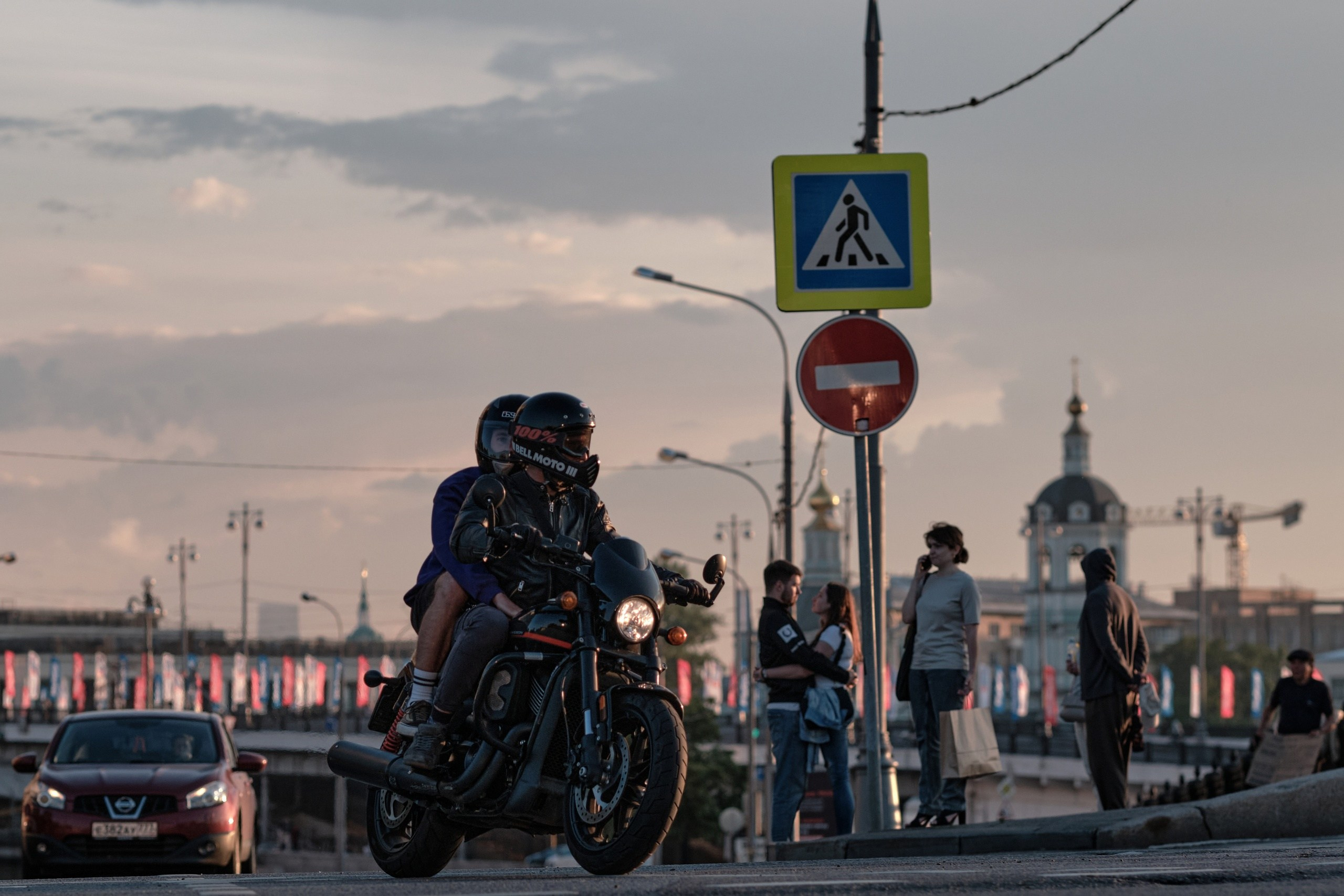 FotoMotoHunterZ — фотографии мотоциклистов на улицах города