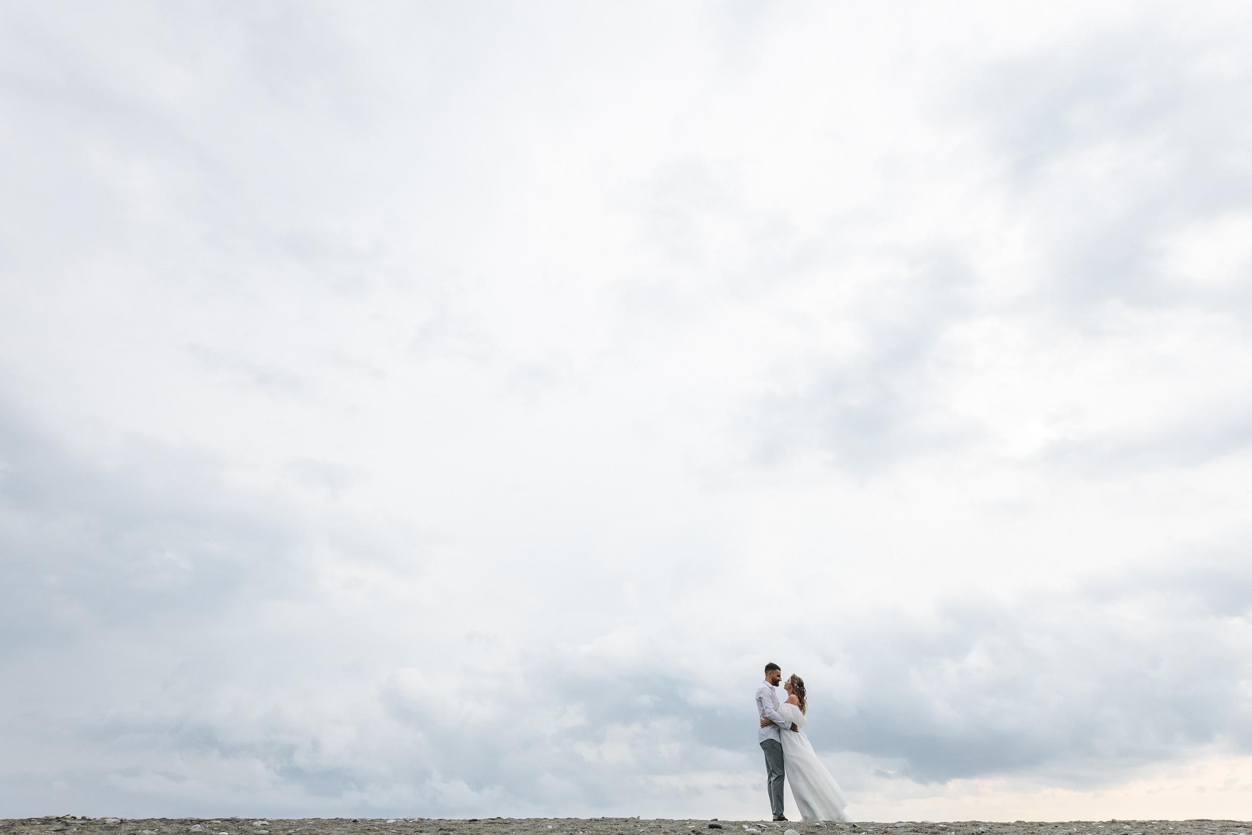 Фотограф Адлер. Идеальная фотосессия на фоне моря. Свадебный фотограф в Абхазии, Сухум, Гагра, Сочи