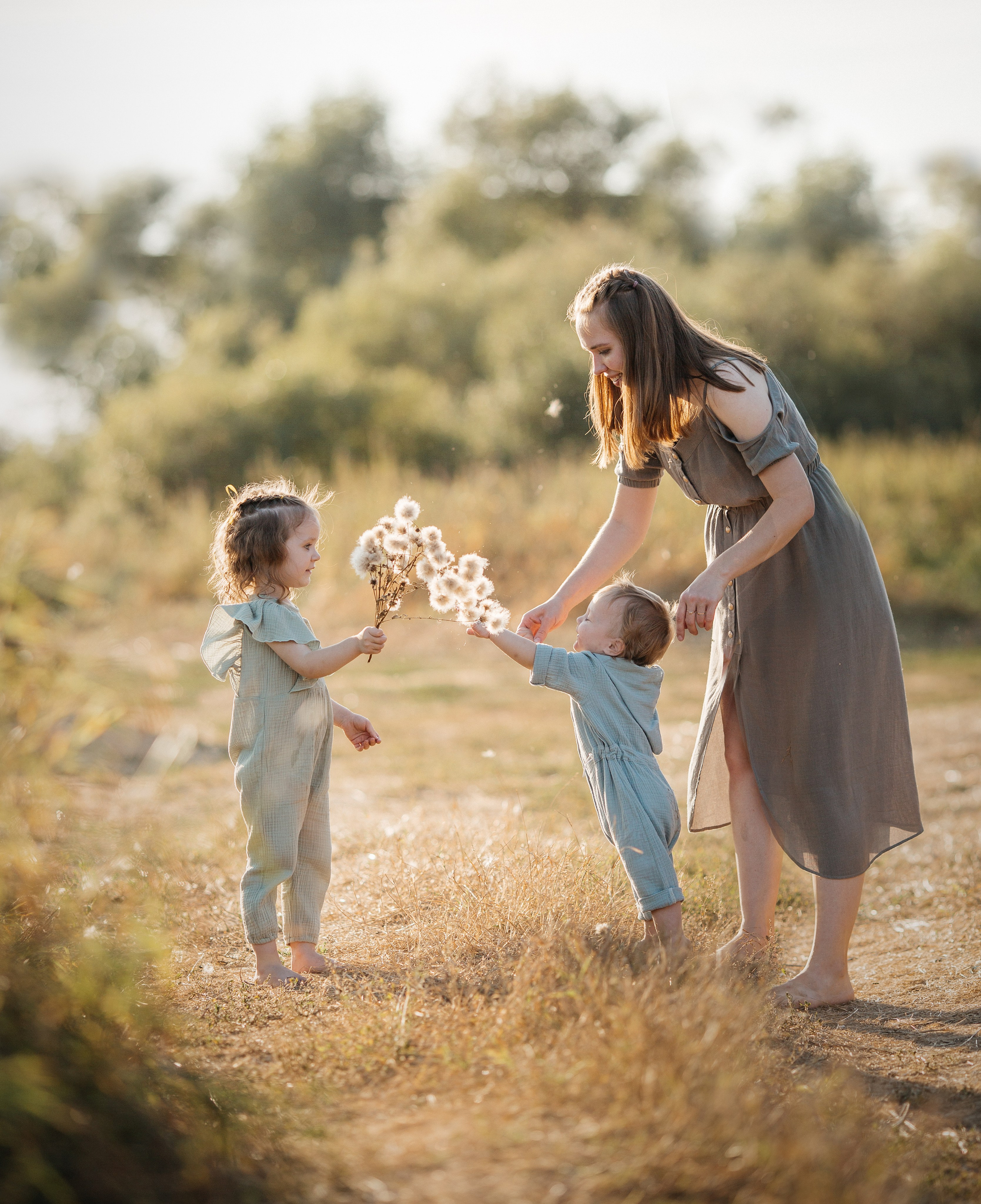 Семейная фотосессия на природе, фотограф Звенигород, семейный фотограф. Фотограф Олеся Бакалина
