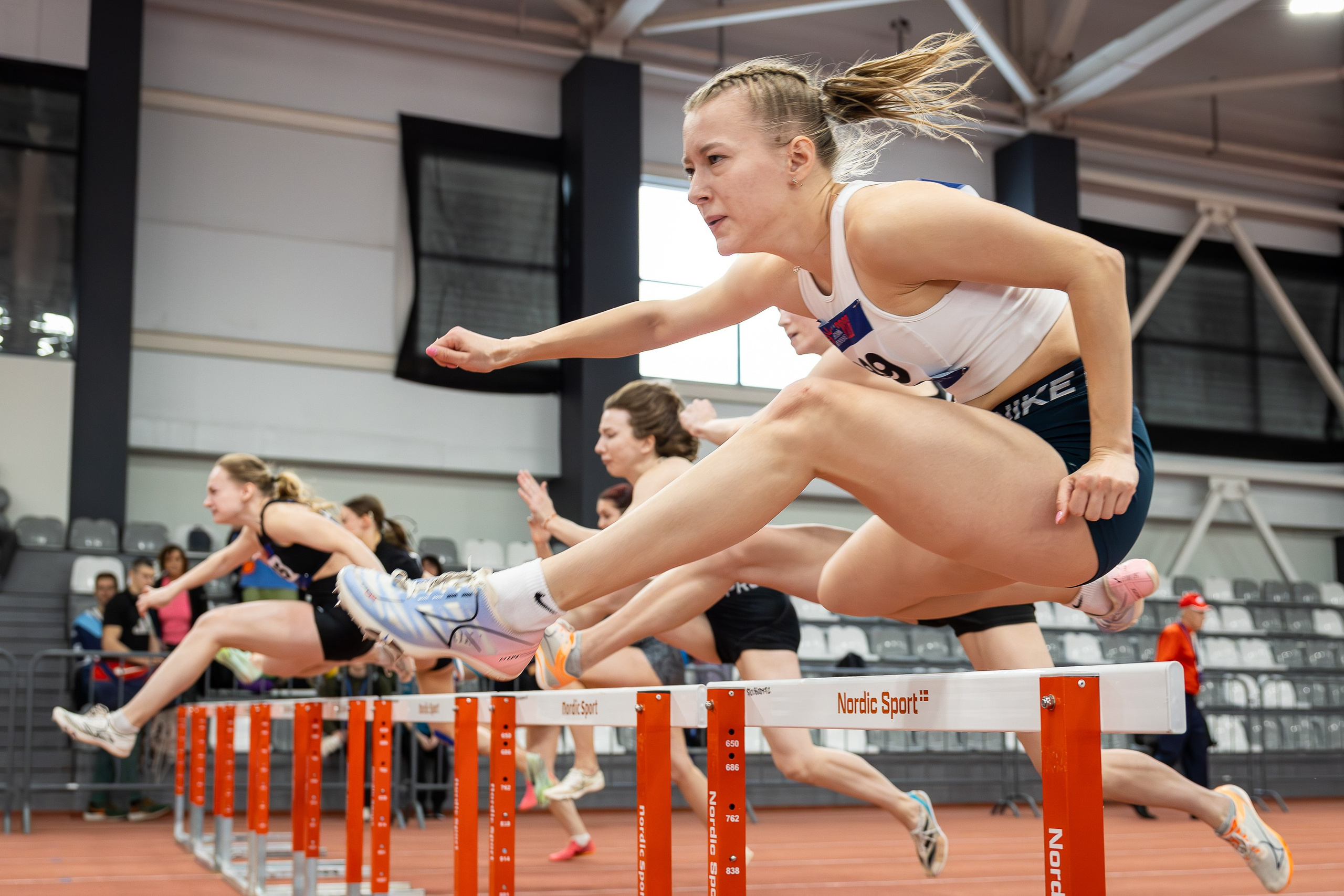 Всероссийские соревнования среди студентов по легкой атлетике в помещении — Зимний студенческий чемпионат 2026. Свадебная фотосъёмка в Москве, Туле