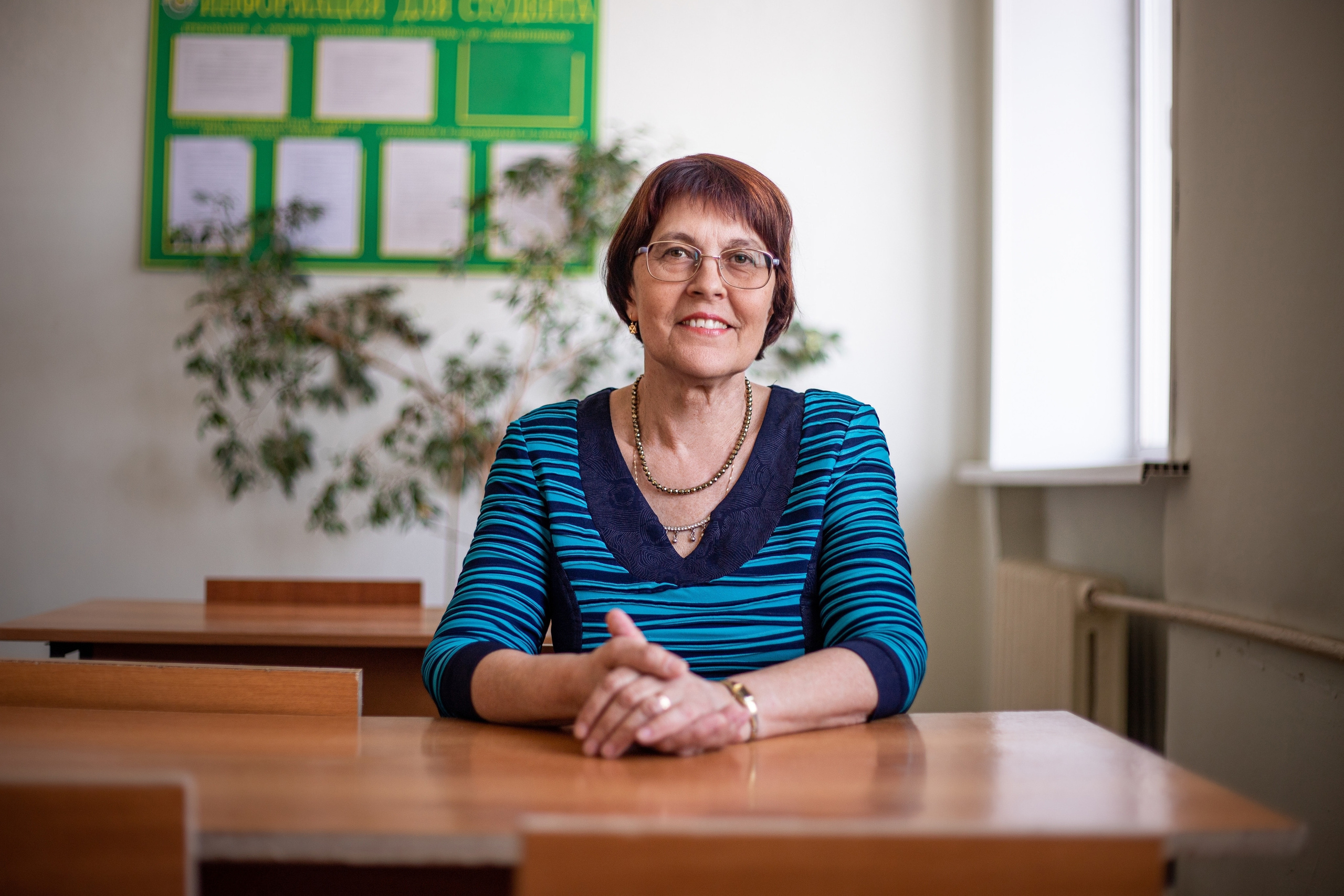 Выпускные фотокниги делают и в колледжах 😉