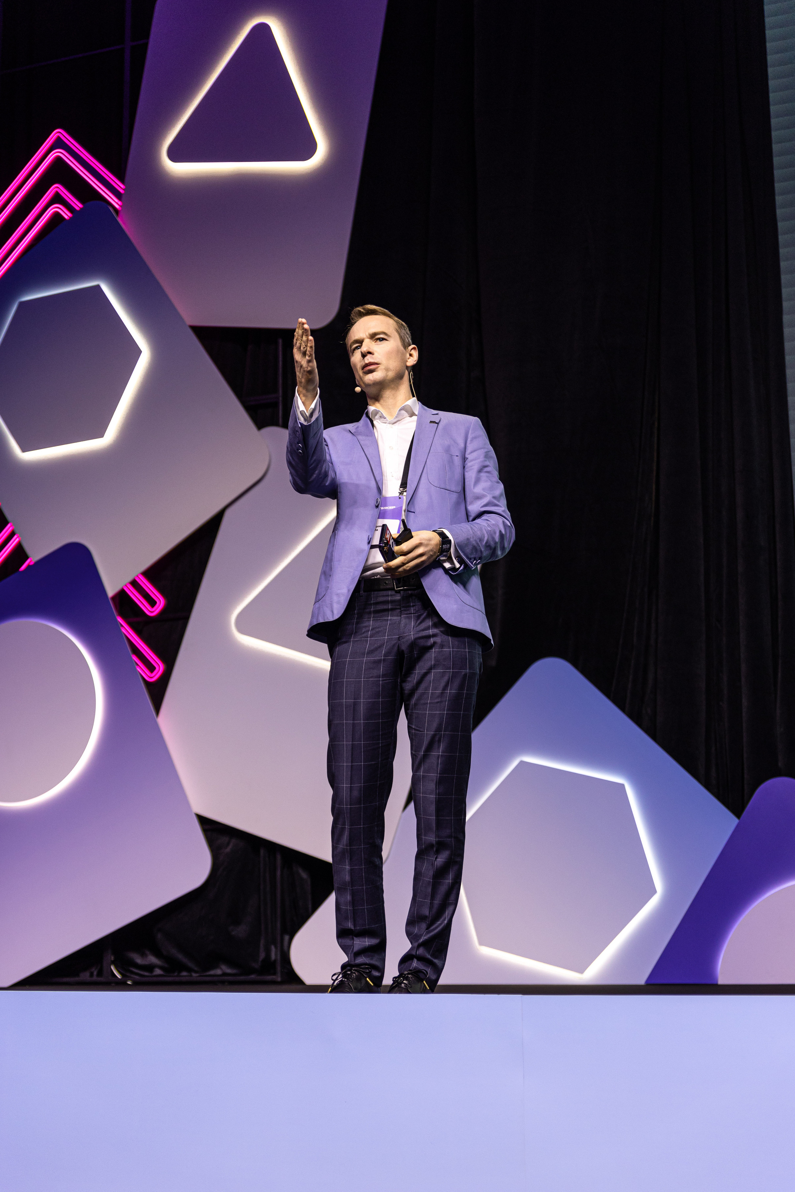 Именно тот фотограф, который тебе нужен