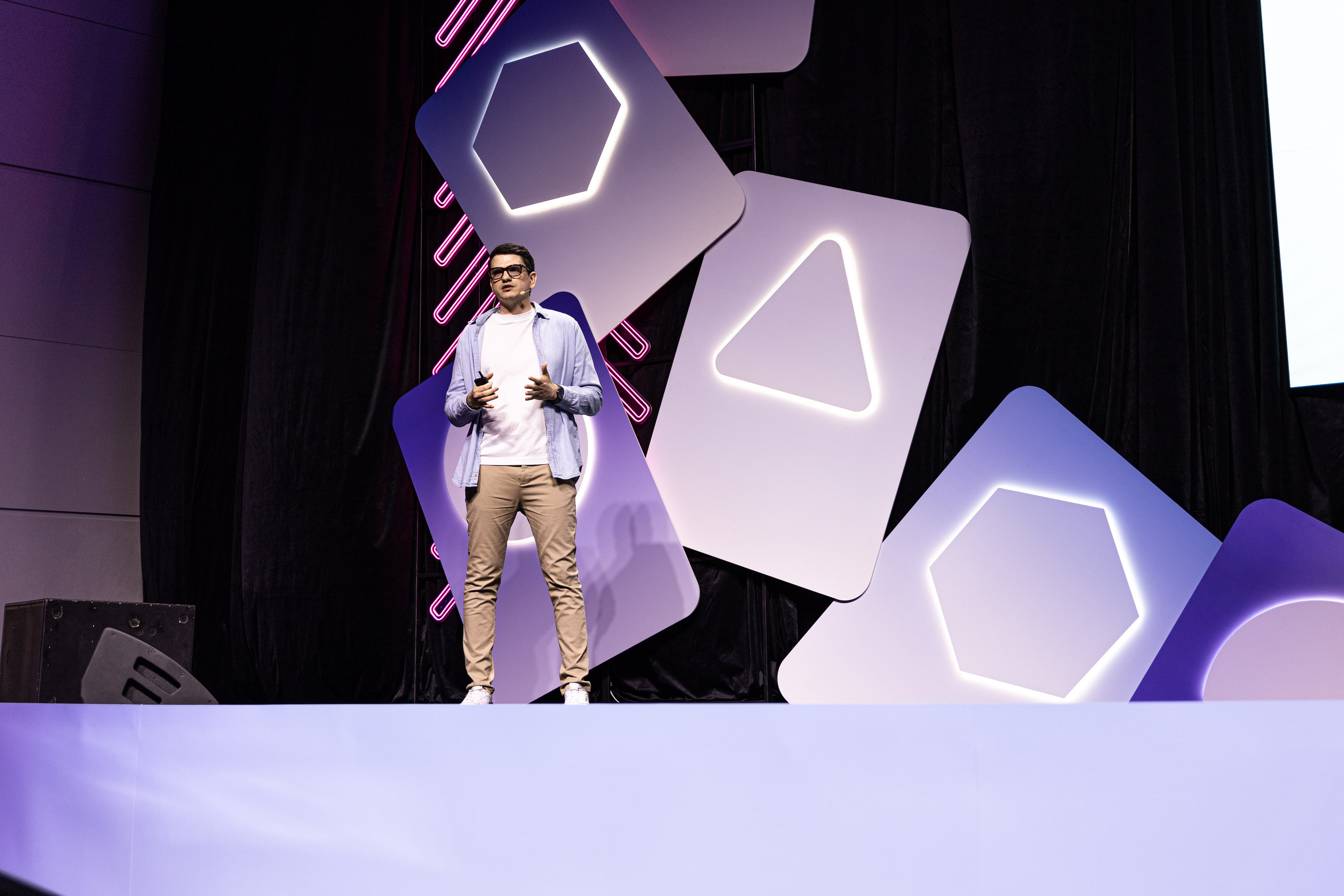 Именно тот фотограф, который тебе нужен