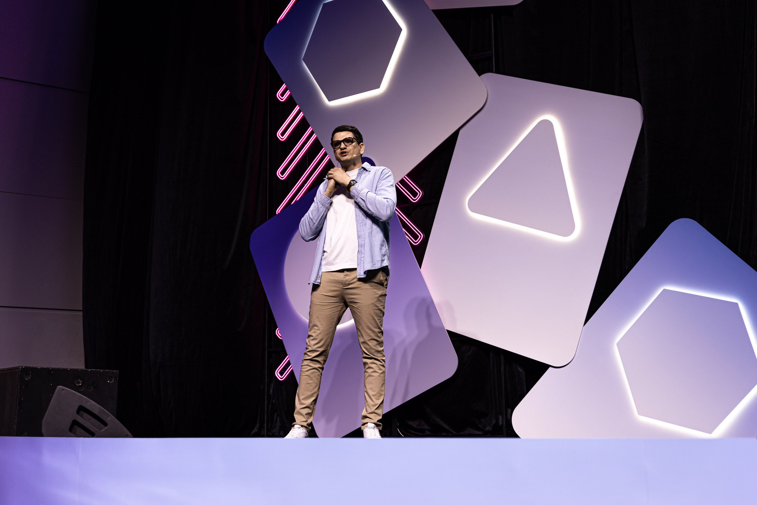 Именно тот фотограф, который тебе нужен