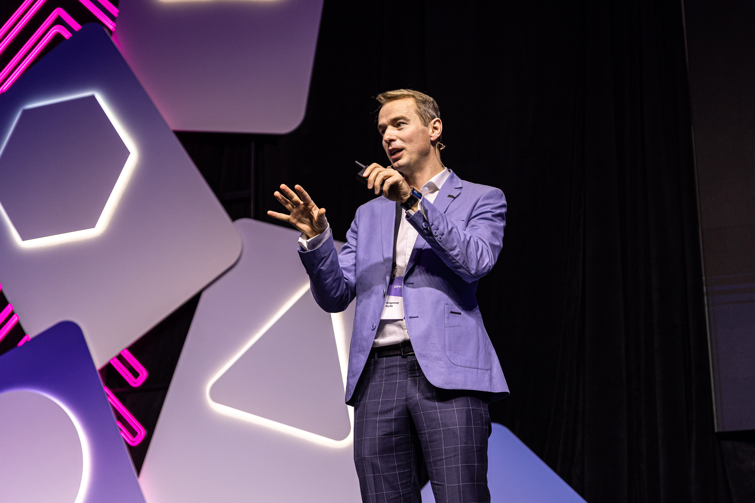 Именно тот фотограф, который тебе нужен