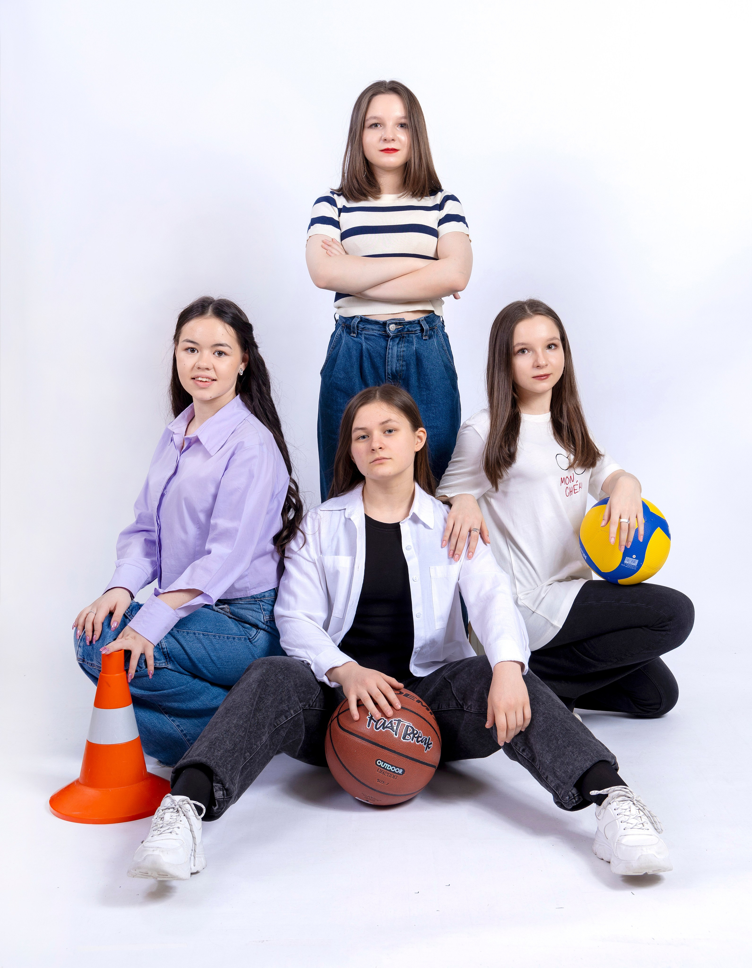 Выпускной альбом 9 и 11 класс. Выпускные альбомы в Москве и Подмосковье