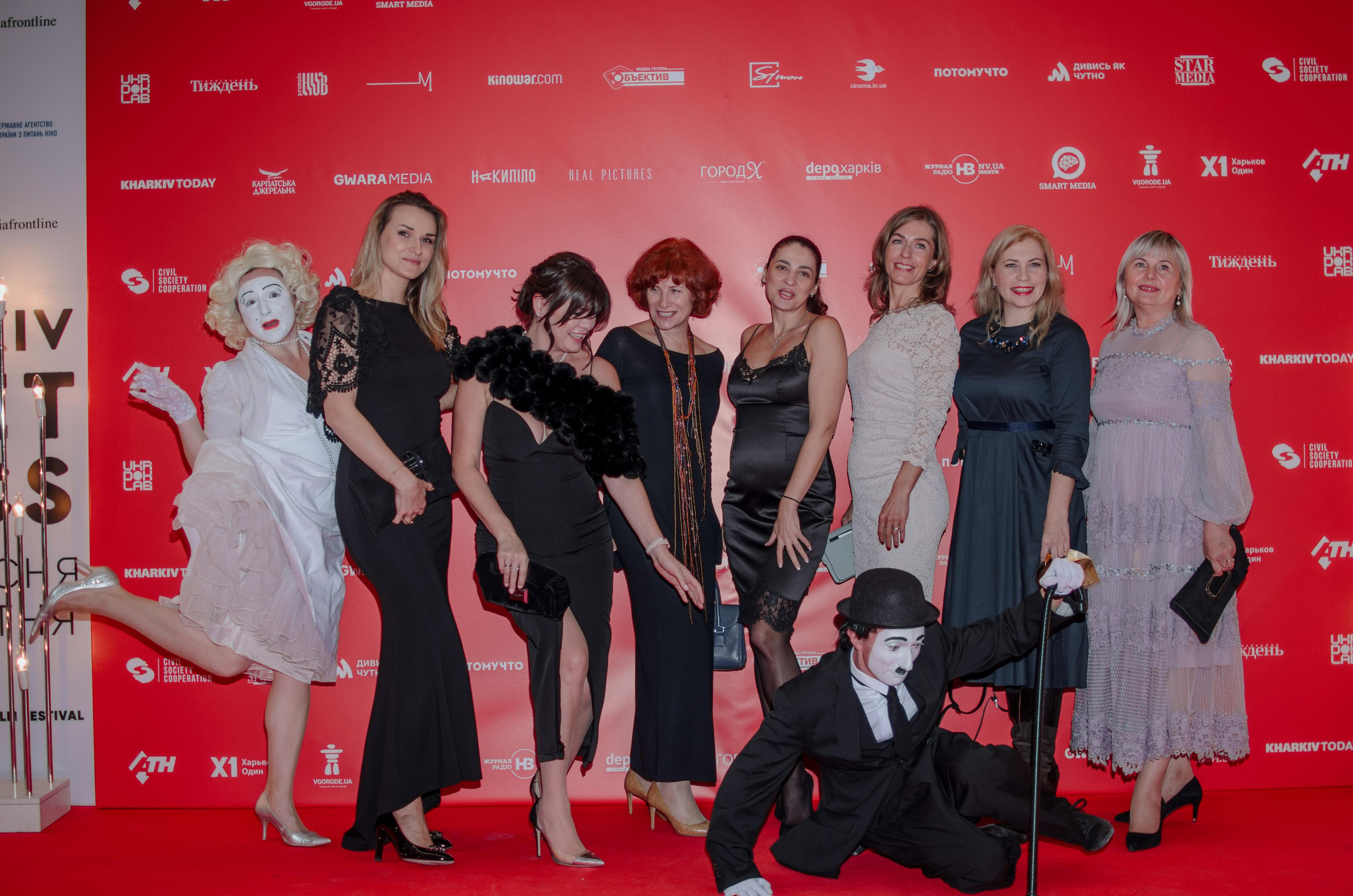 Яркое и шумное мероприятие этой осени. Кинофестиваль 2021 Репортаж. Юлия Басня семейный и свадебный фотограф в Донецке