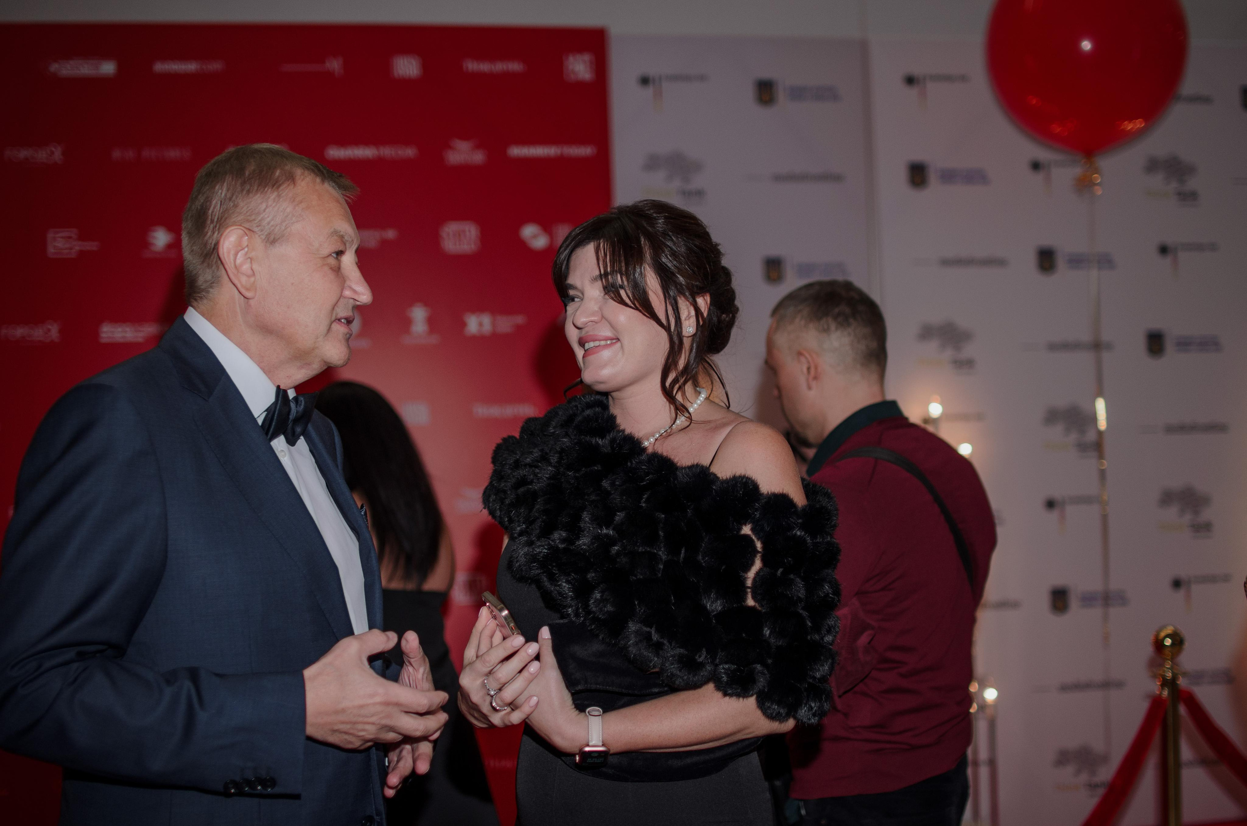 Яркое и шумное мероприятие этой осени. Кинофестиваль 2021 Репортаж. Юлия Басня семейный и свадебный фотограф в Донецке