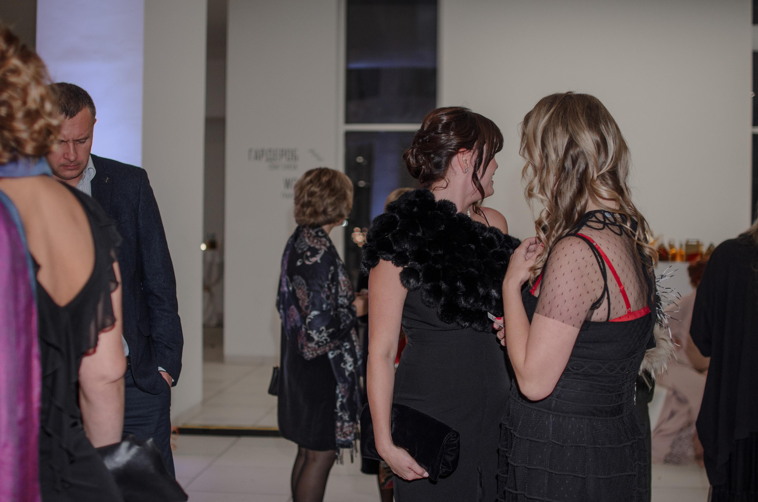 Яркое и шумное мероприятие этой осени. Кинофестиваль 2021 Репортаж. Юлия Басня семейный и свадебный фотограф в Донецке