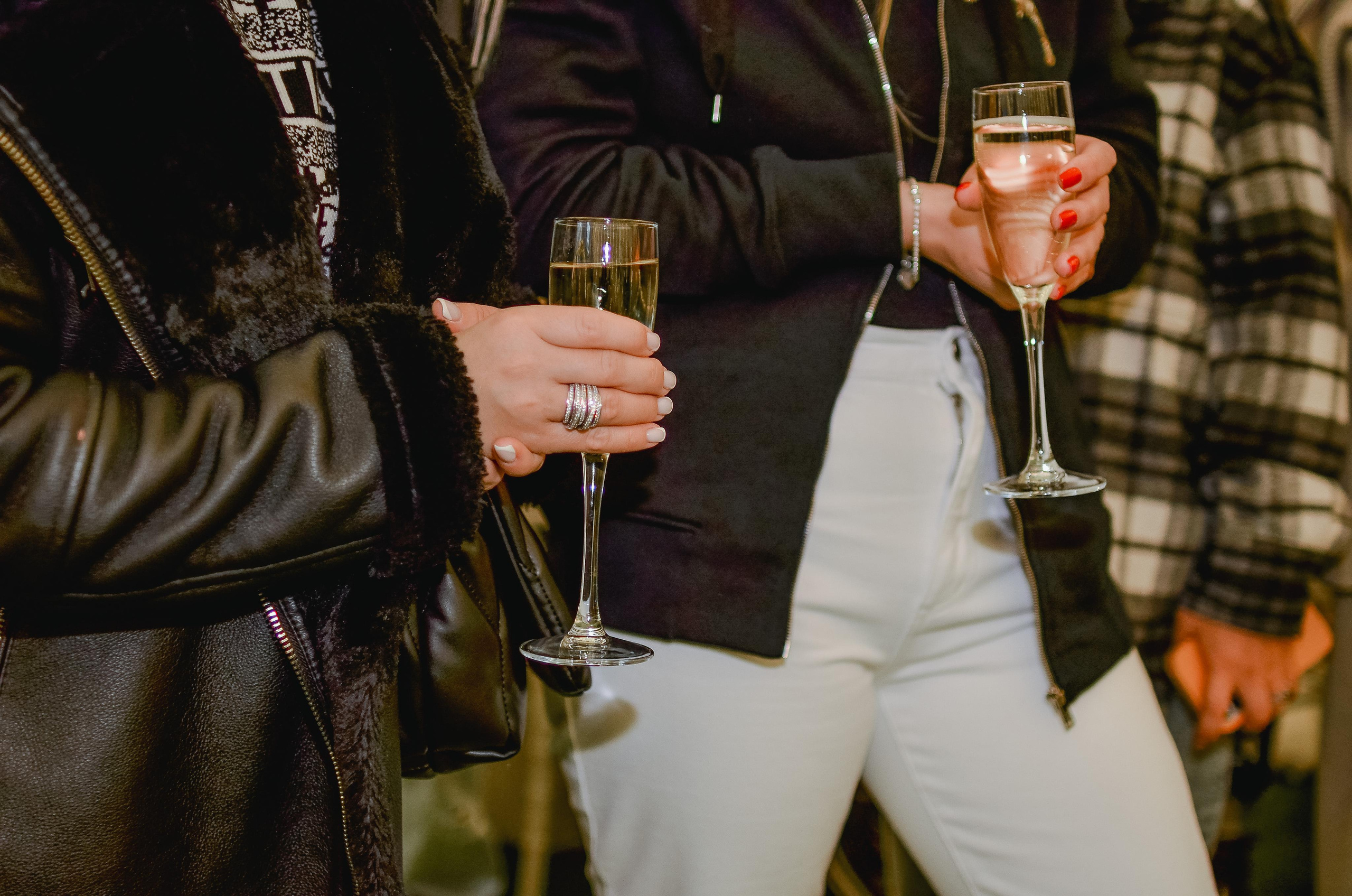 Репортажная фотосъемка. Девичник. Юлия Басня семейный и свадебный фотограф в Донецке