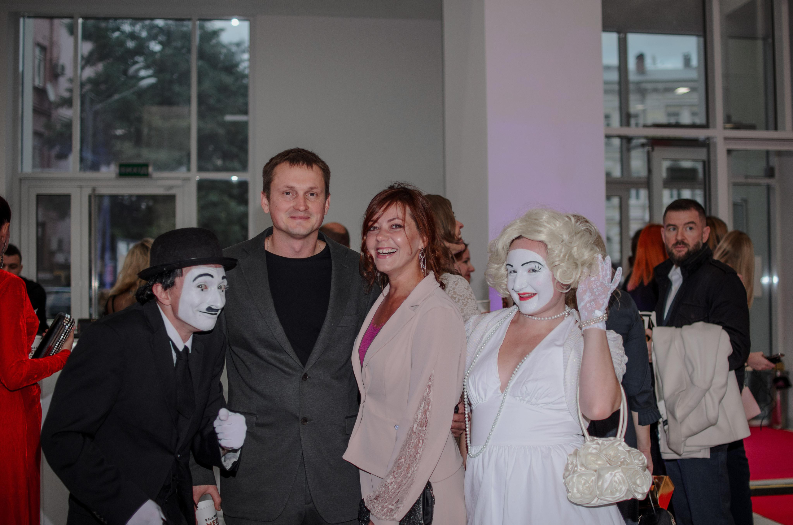 Яркое и шумное мероприятие этой осени. Кинофестиваль 2021 Репортаж. Юлия Басня семейный и свадебный фотограф в Донецке