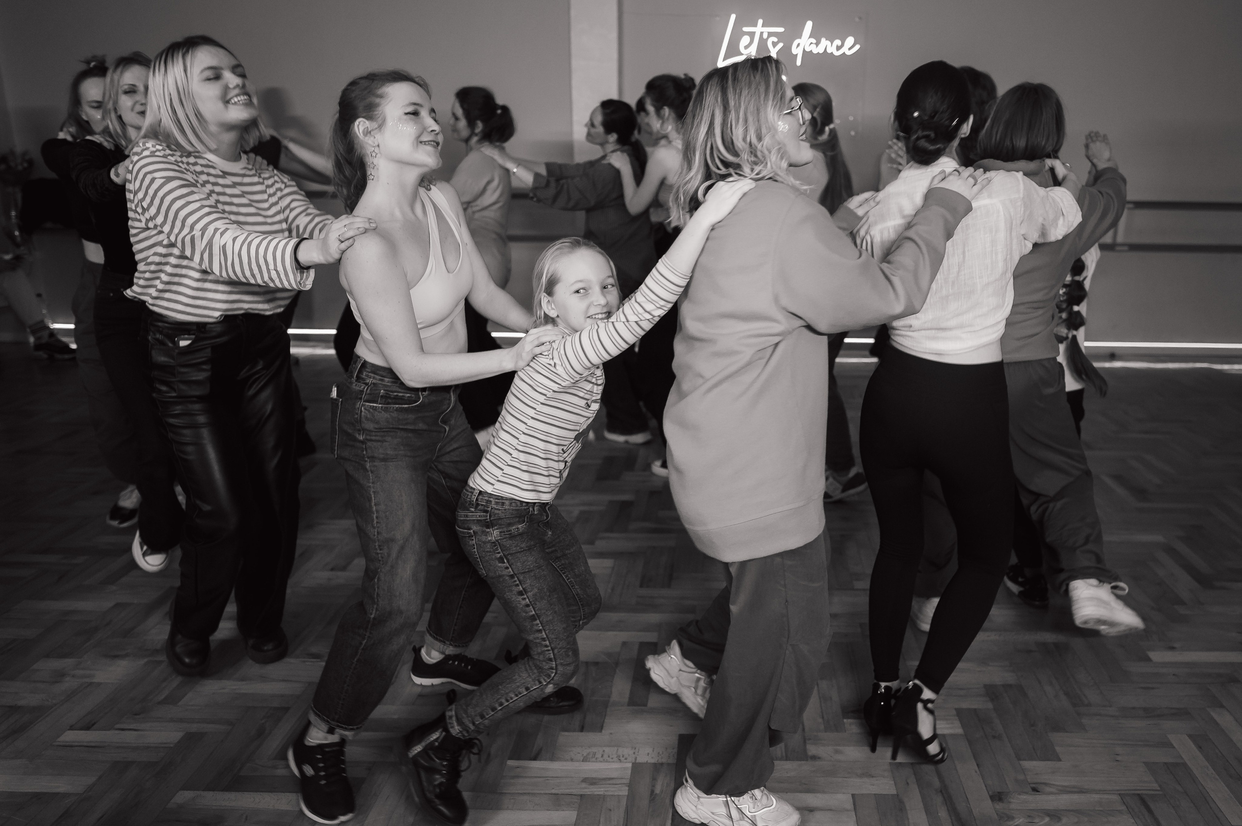 НОВОГОДНИЙ КОНЦЕРТ В СТУДИИ «SKAYA». Фотограф в Белграде Чугреева Елена